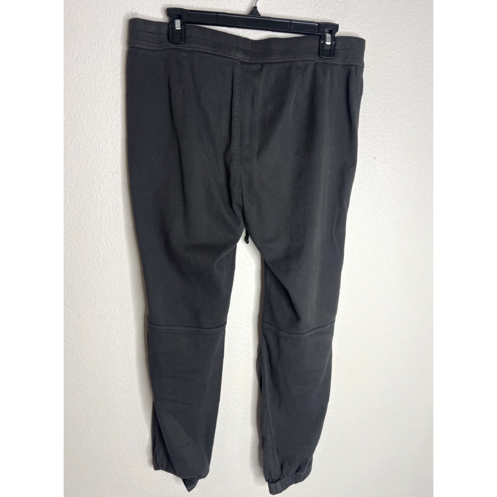 James Perse James Perse Womens Joggers Size 2 Black Cotton Drawstring Elastic Waist Pockets Casual Pants EUC Size 26" / US 2 / IT 38 - 4 Thumbnail