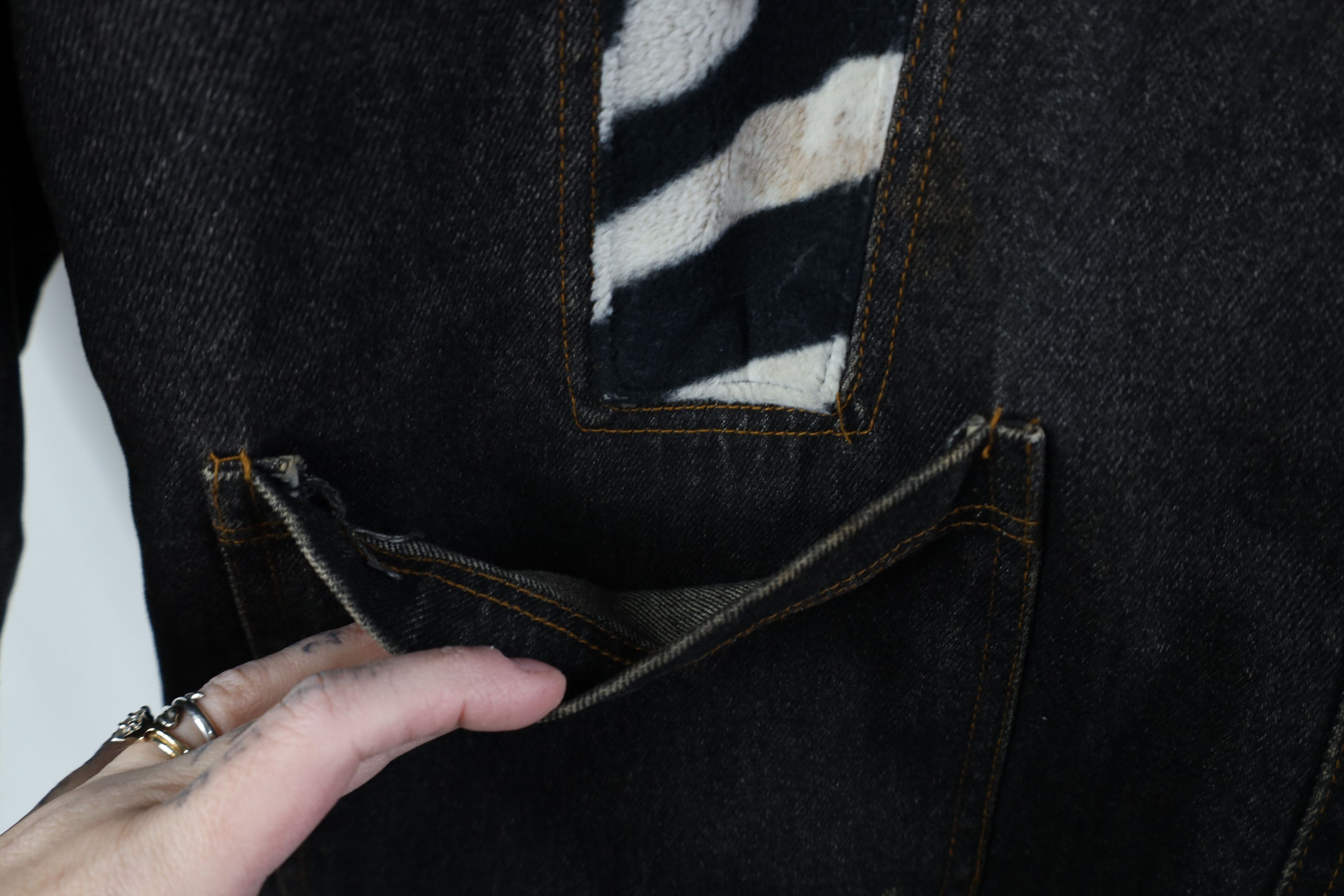 Vintage Vintage 90s Streetwear Quilted Denim Chore Barn Jacket Size L / US 10 / IT 46 - 8 Thumbnail