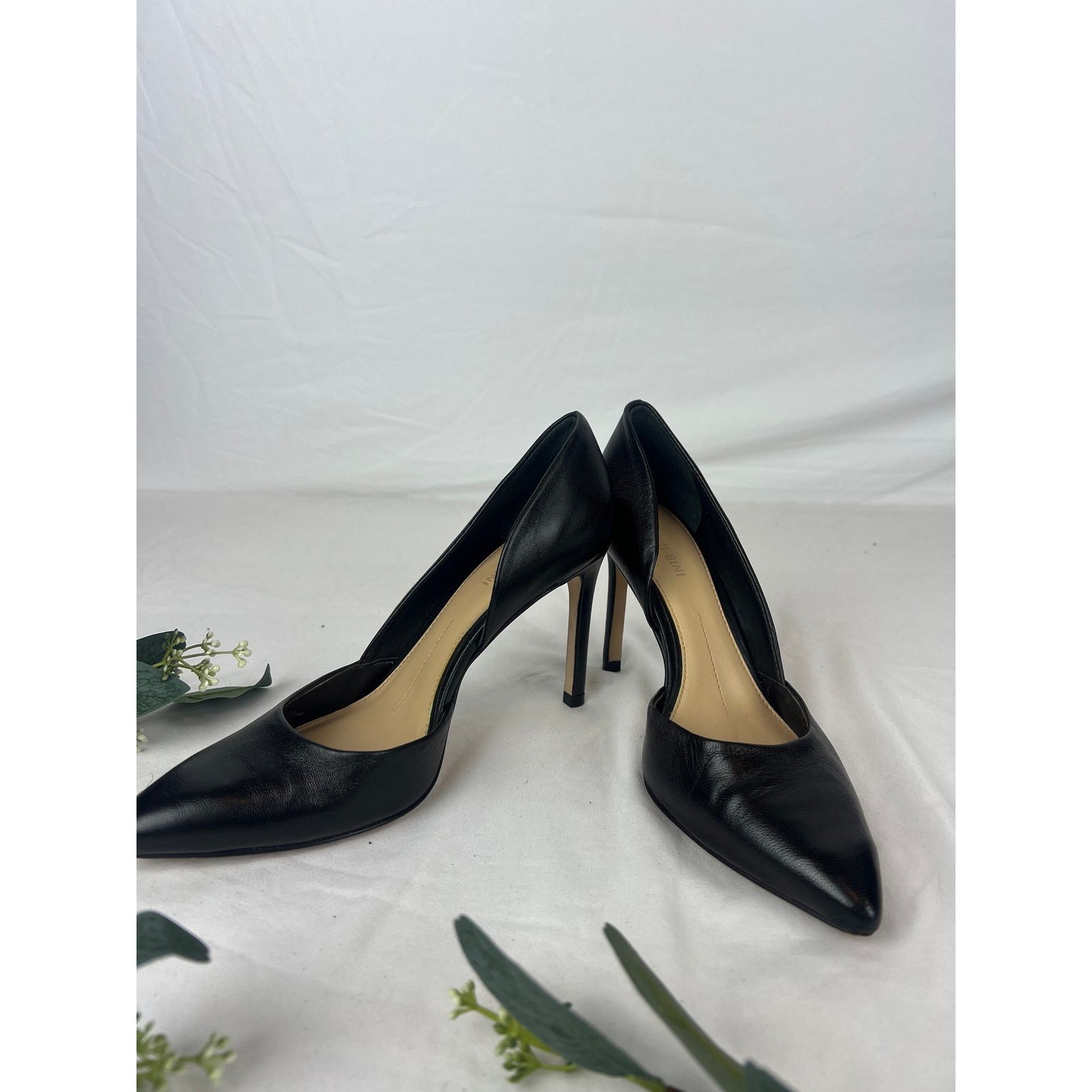 Gianni Valentino Gianni Bini Black Leather Pointed-Toe Pumps – Size 7.5 Size US 7.5 / IT 37.5 - 2 Thumbnail