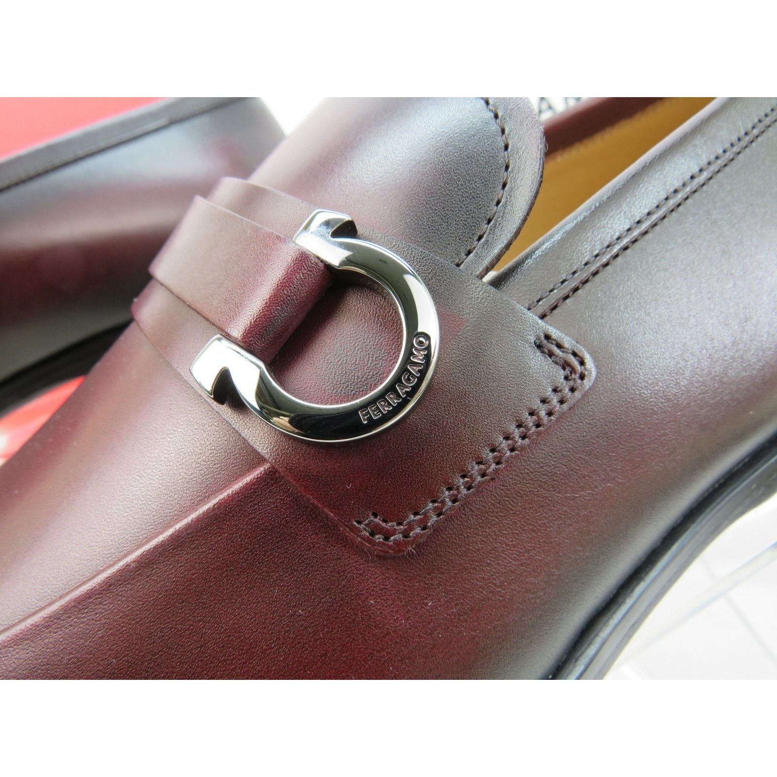 Salvatore Ferragamo FERRAGAMO BURGUNDY LEATHER FLORIO GANCINI LOAFERS 10.5 EE Size US 10.5 / EU 43-44 - 4 Thumbnail