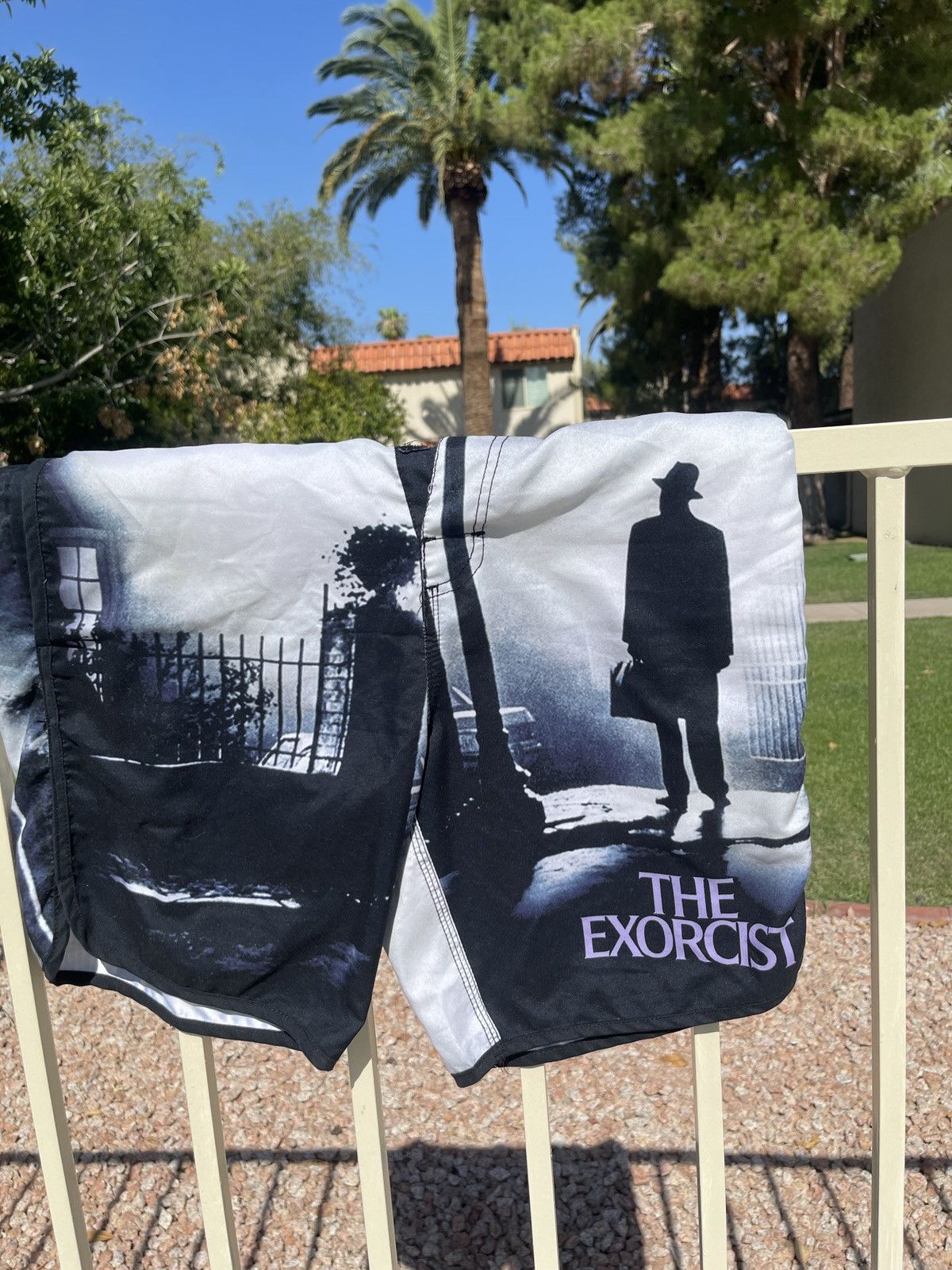 Hot Topic The Exorcist Swim Trunks 👹 Size US 30 / EU 46 - 3 Thumbnail