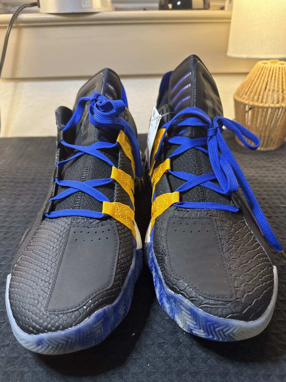 Adidas Adidas Dame 6 Size 12 Size US 12 / EU 45 - 5 Thumbnail