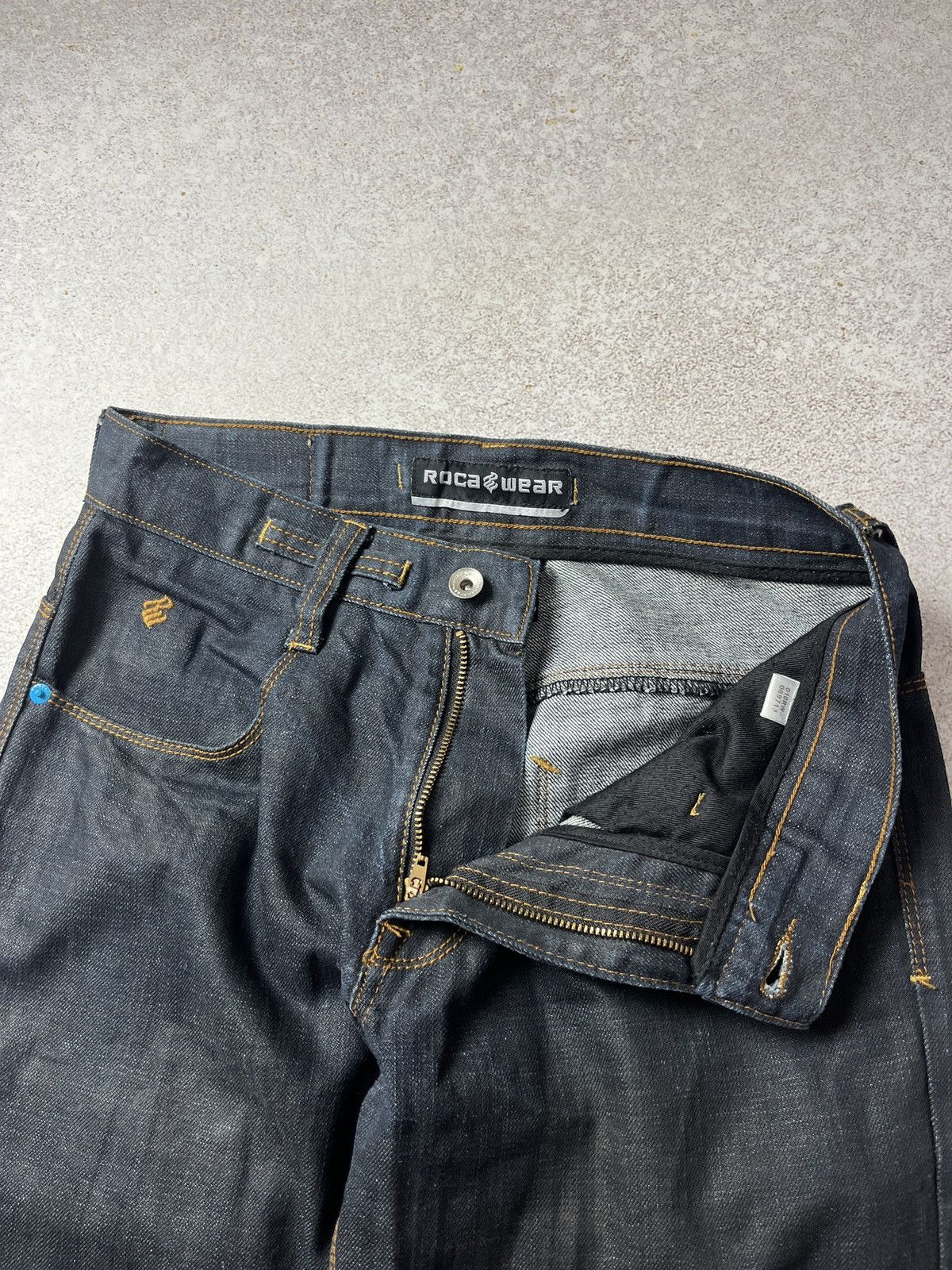 Rocawear Rocawear Big Logo Jeans Mens Baggy Fit Denim Hip Hop Y2K Size US 30 / EU 46 - 7 Thumbnail
