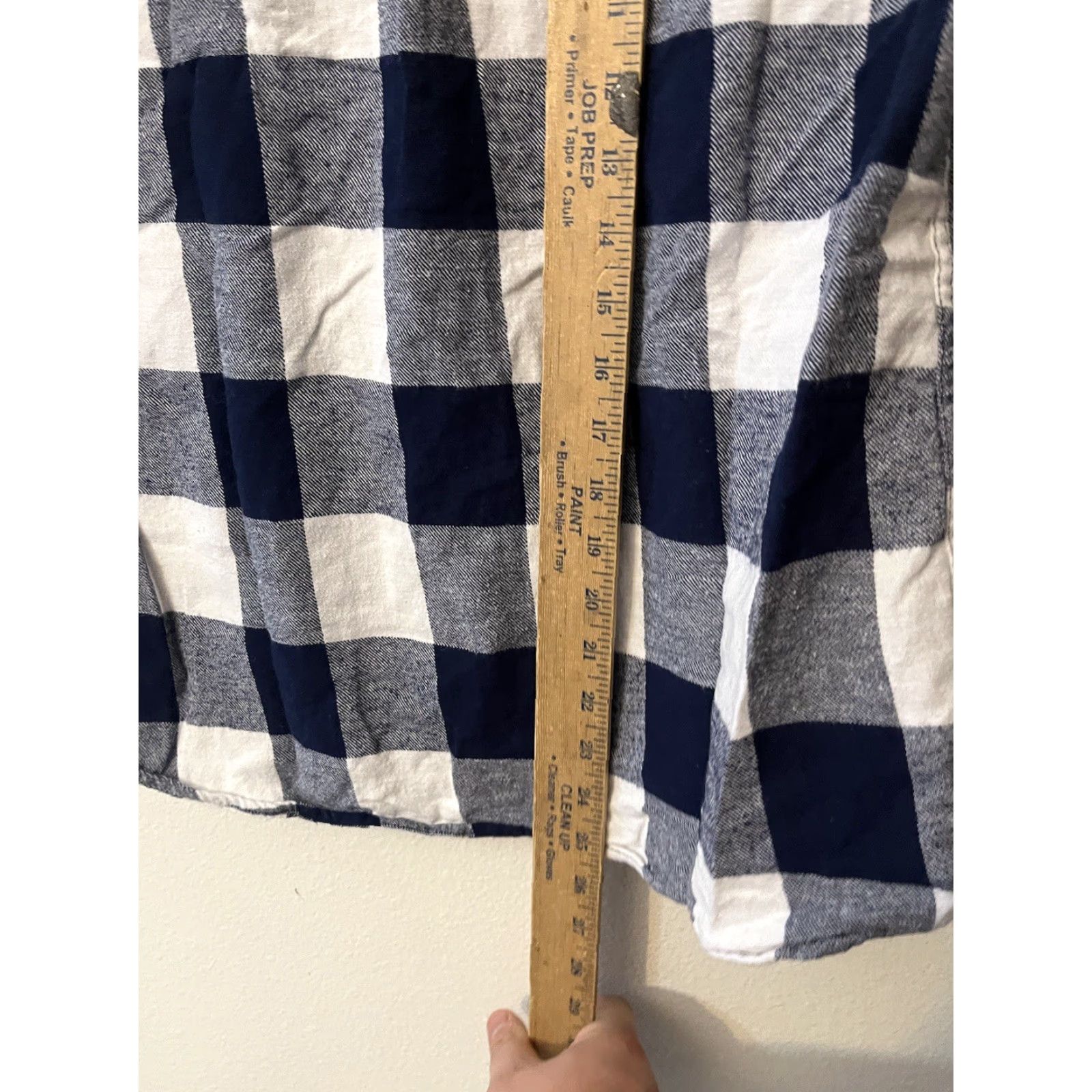 Vintage Woolrich Women's Medium Flannel Shirt 100% Cotton Plaid Navy Blue Long Sleeve Casual Size M / US 6-8 / IT 42-44 - 4 Thumbnail
