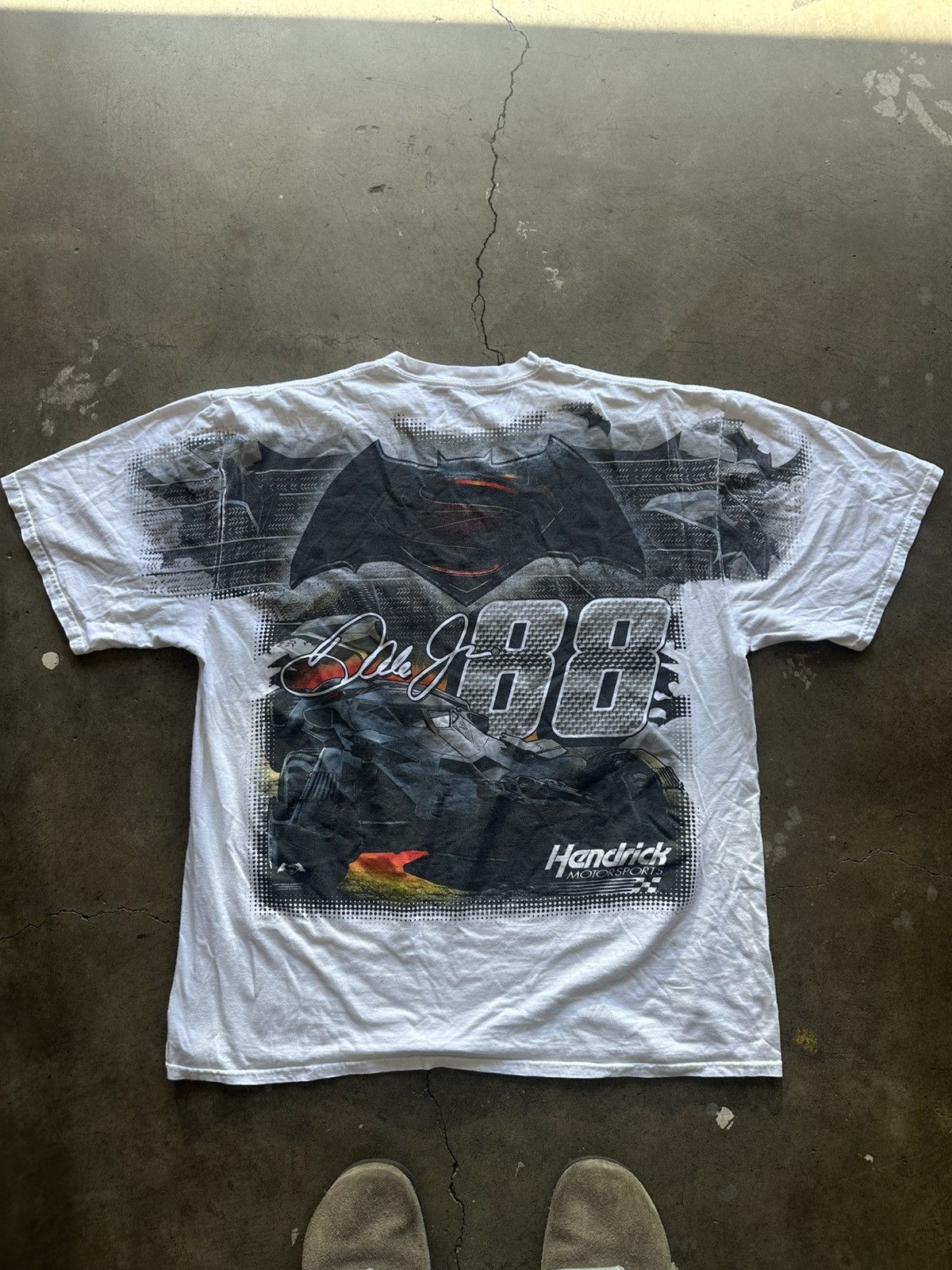 NASCAR × Vintage Dale Earnhardt Jr Batman Vs Superman tee Size US XXL / EU 58 / 5 - 2 Thumbnail