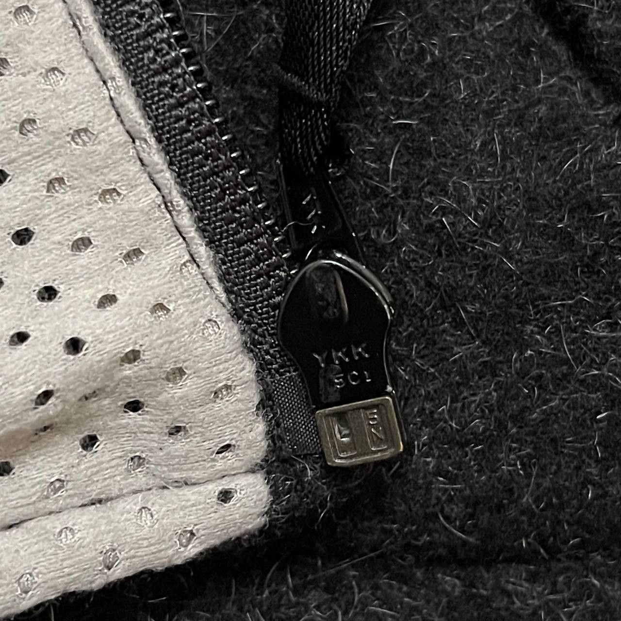 Giorgio Armani Vintage Giorgio Armani Wool Mohair Tracey Vest Size US S / EU 44-46 / 1 - 12 Thumbnail