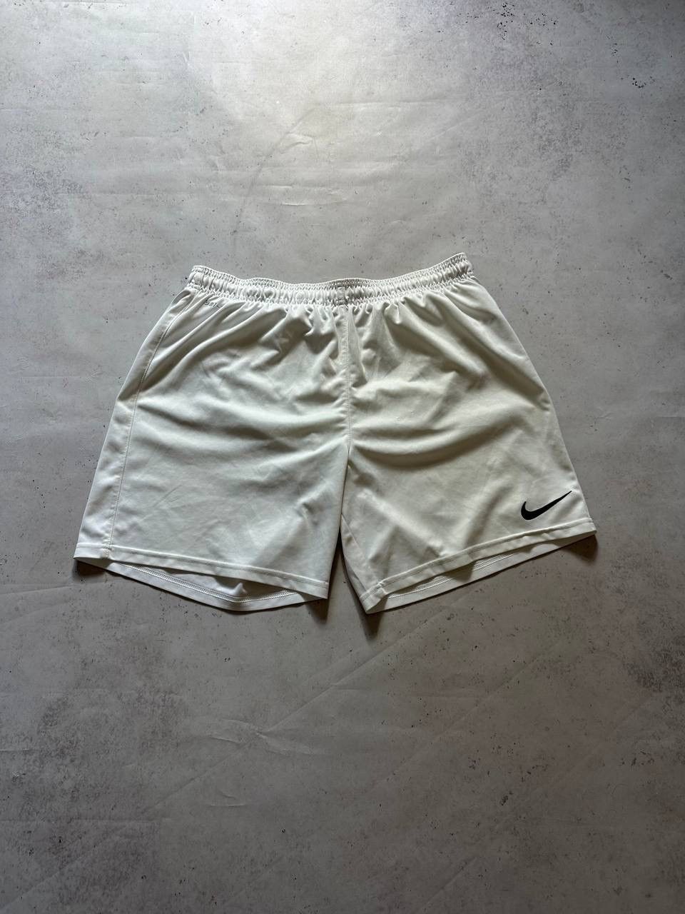 Nike × Vintage Vintage Nike Swoosh Nylon Shorts Y2K Sportwear L Size US 34 / EU 50 - 2 Thumbnail