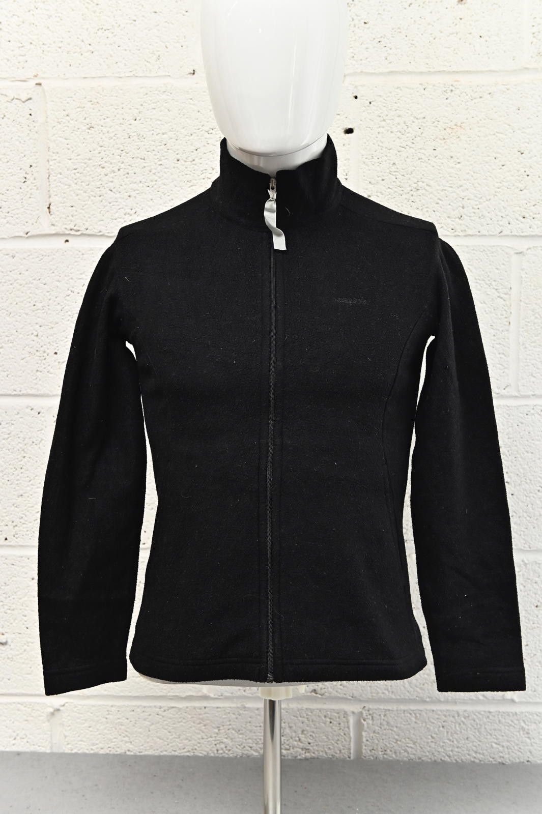 Patagonia Patagonia Classic Black Zip Up Fleece Jacket Womens Size XS Size XS / US 0-2 / IT 36-38 - 1 Thumbnail
