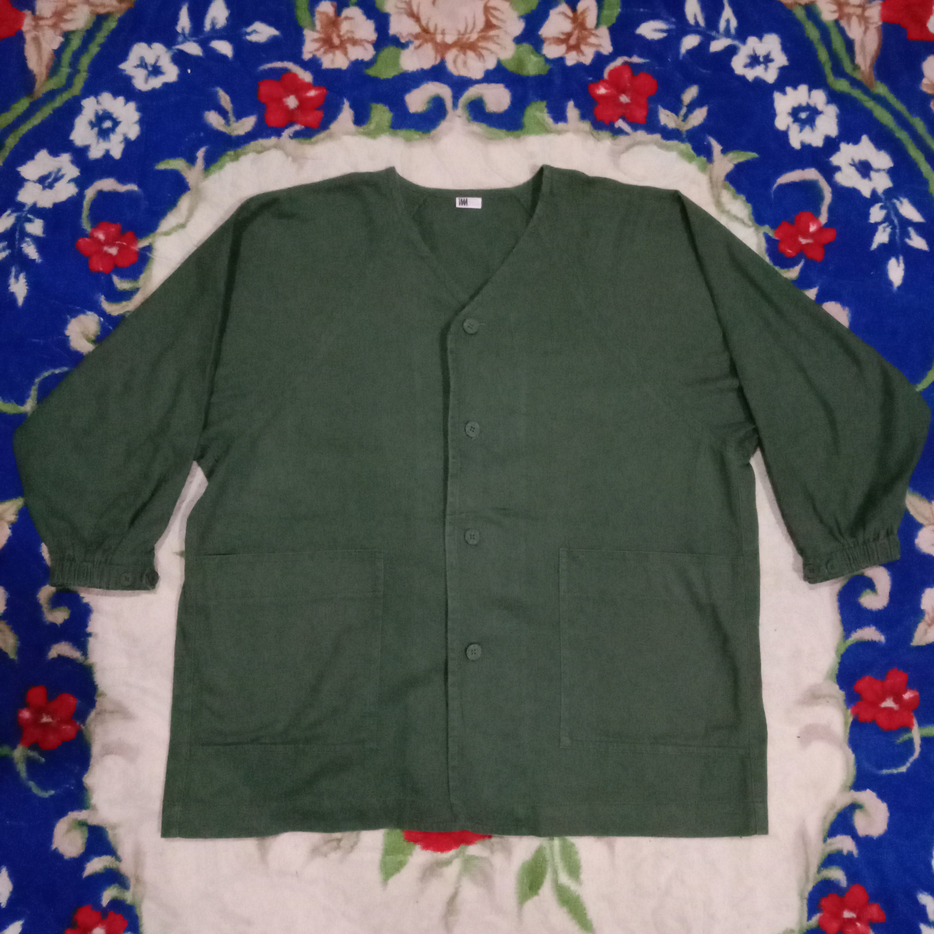 Designer × Issey Miyake × Japanese Brand Vintage issey miyake studio button jacket army green Size US M / EU 48-50 / 2 - 1 Thumbnail