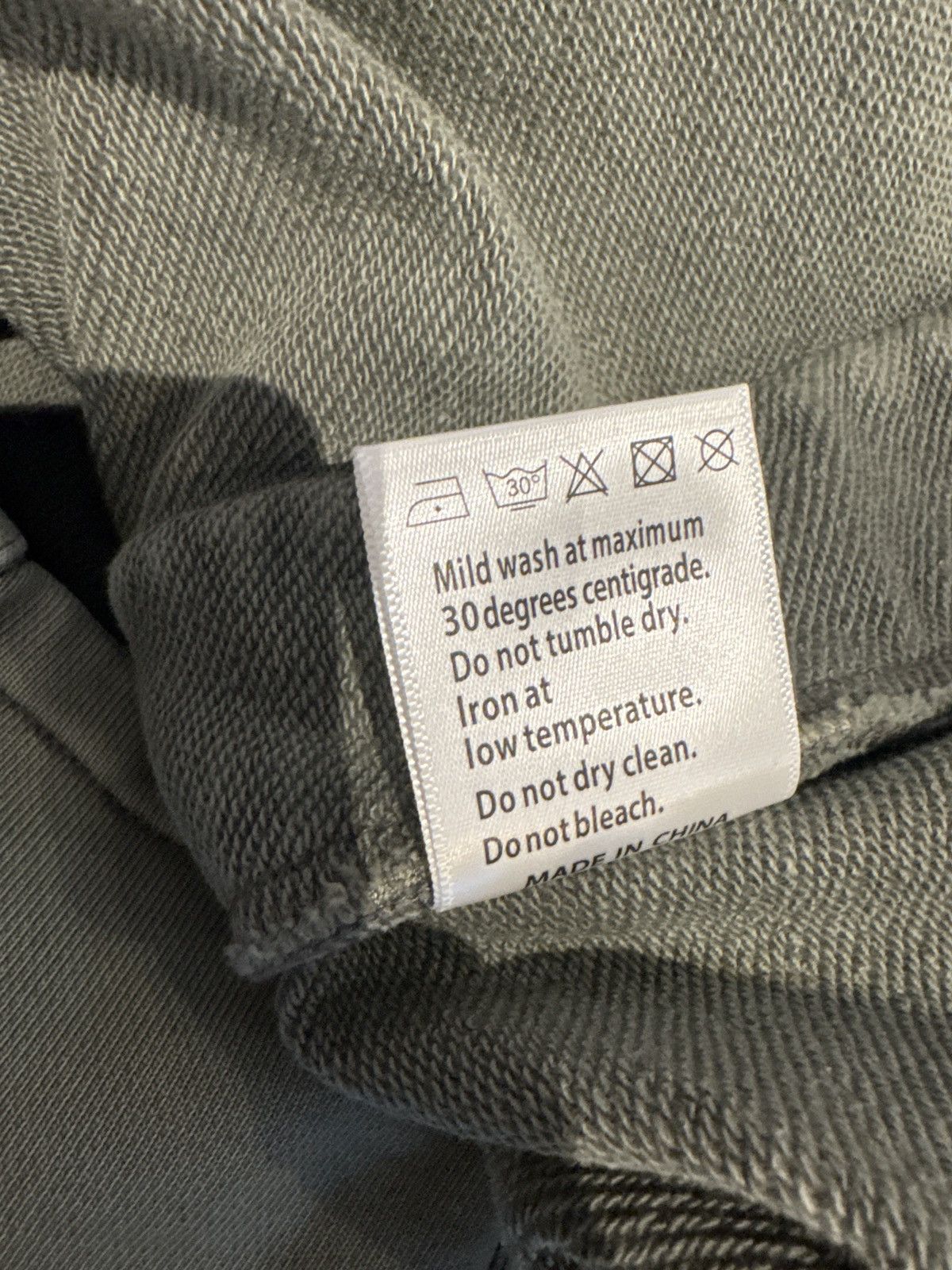Who Decides War Who Decides War Chapel Grey Crewneck Size US S / EU 44-46 / 1 - 3 Thumbnail