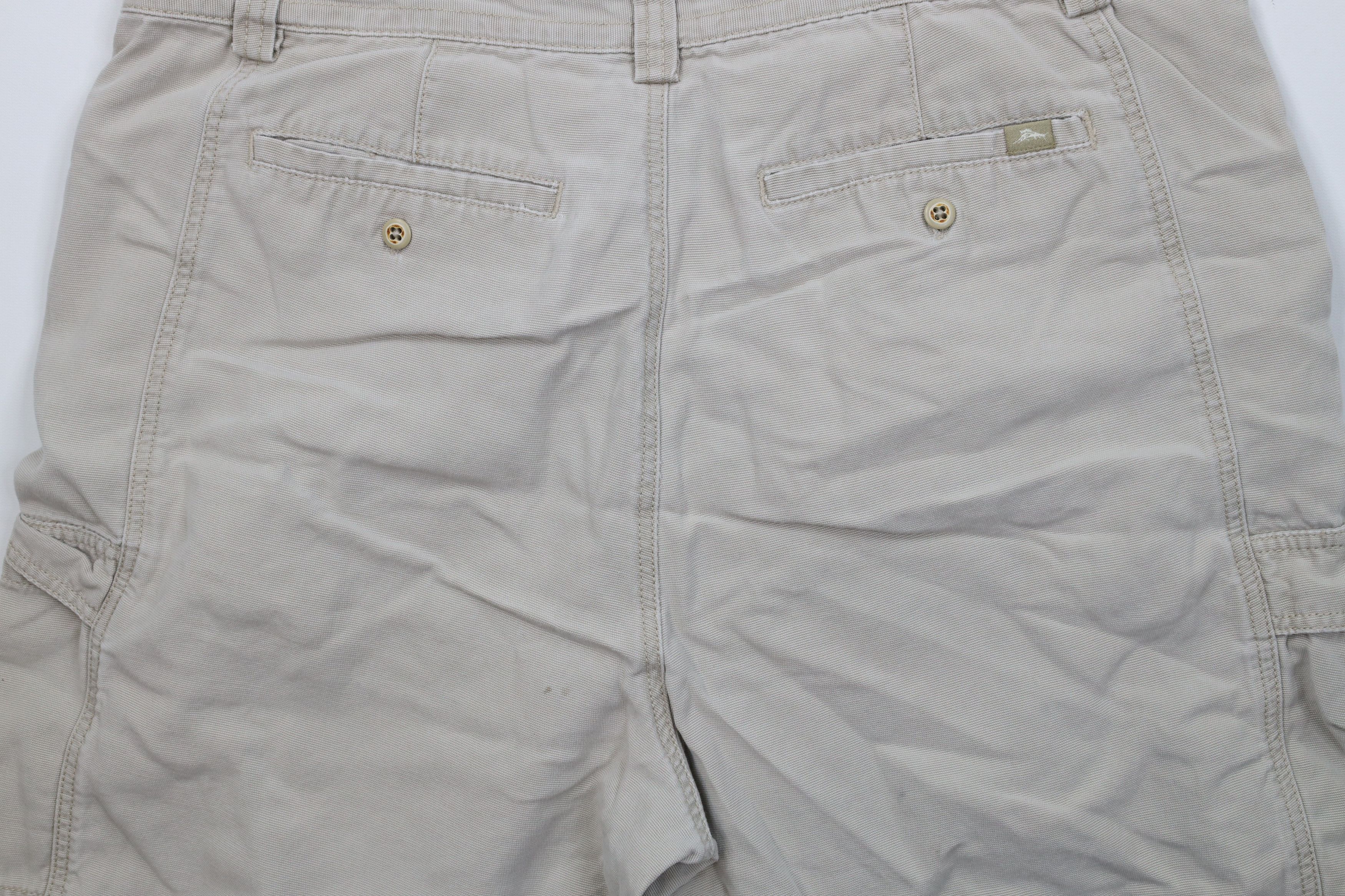 Tommy Bahama Vintage Tommy Bahama Relax Above Knee Cargo Shorts Beige Size US 38 / EU 54 - 12 Thumbnail
