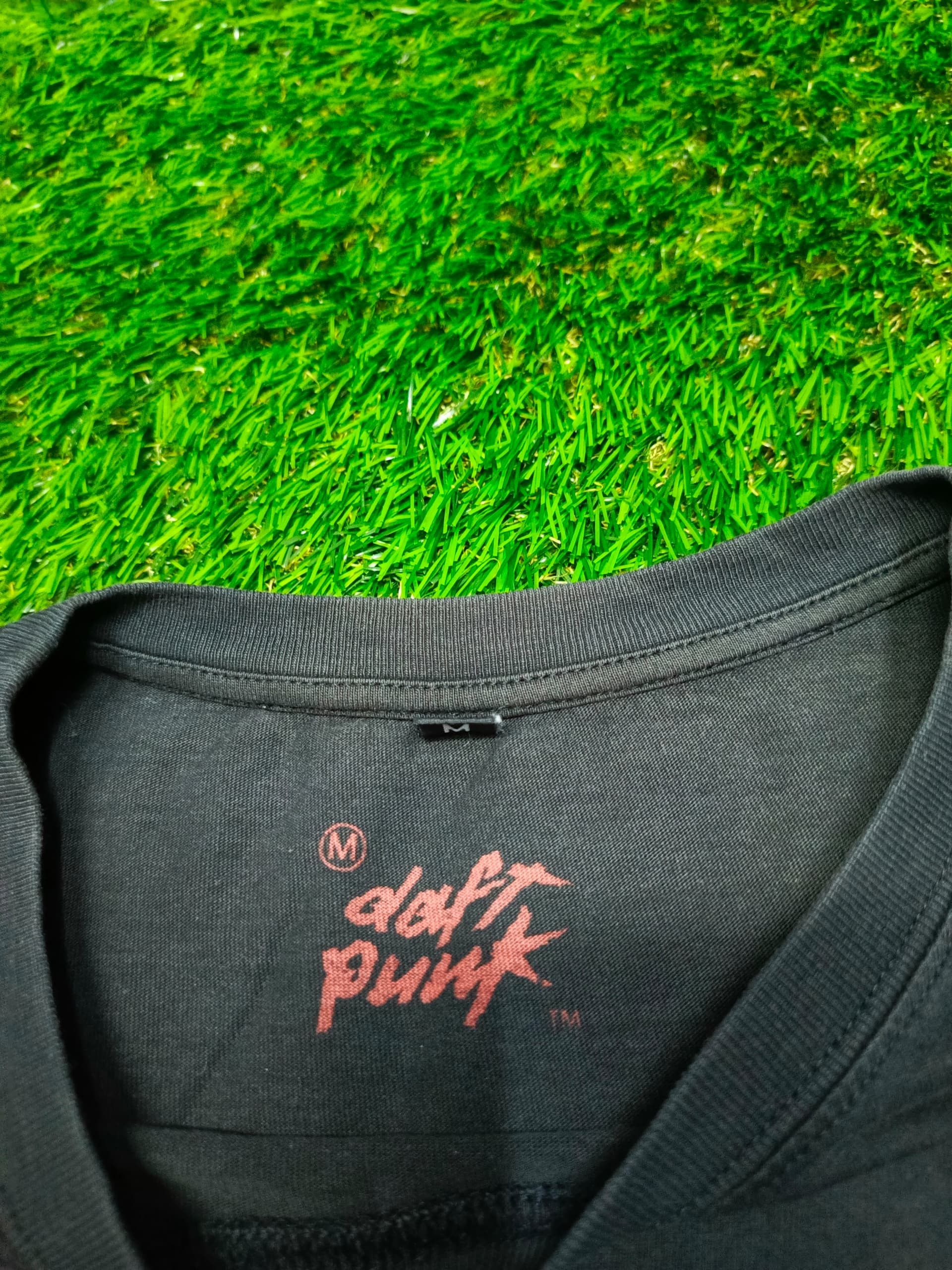Band Tees Daft punk tee Size US M / EU 48-50 / 2 - 6 Thumbnail