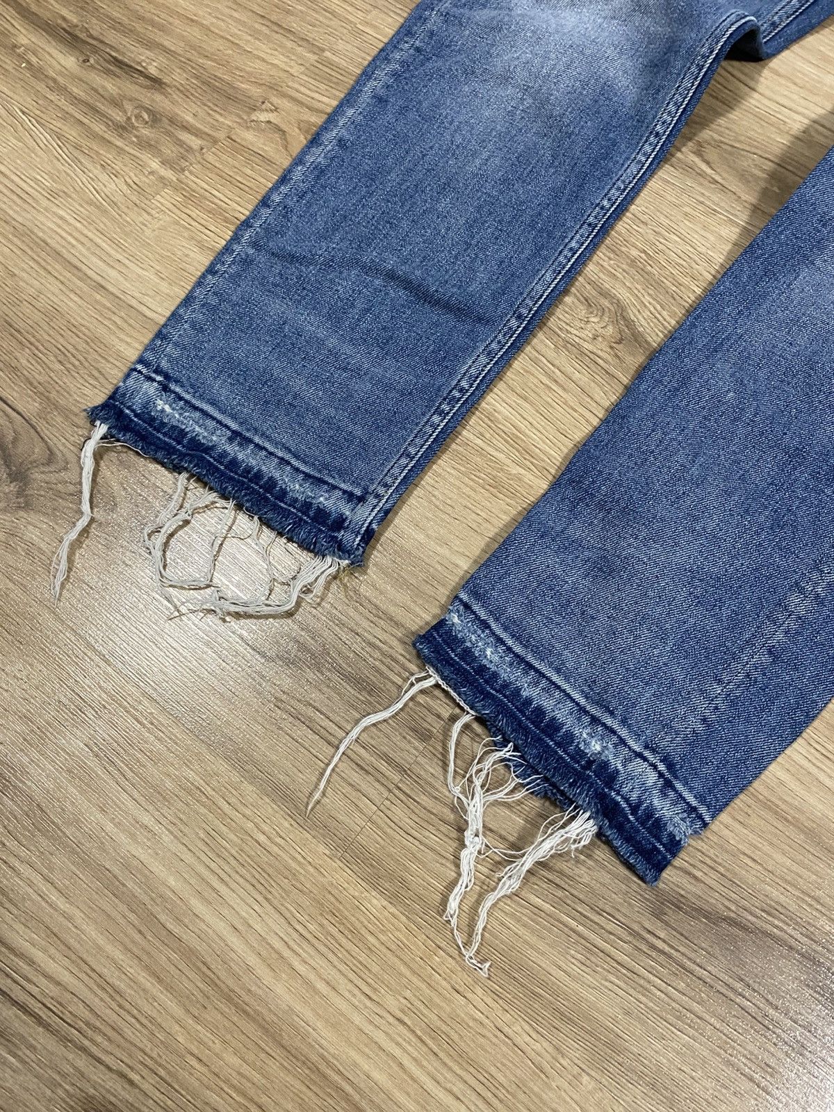 Golden Goose Golden Goose Made in Japan Skinny Fit Distressed Denim Jeans Size 27" / US 4 / IT 40 - 4 Thumbnail