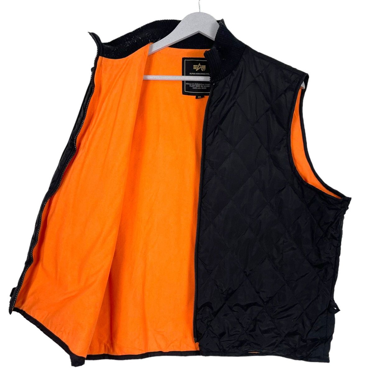 Alpha Industries 💥 ALPHA INDUSTRIES QUILTED TANKTOP JACKET Size US XL / EU 56 / 4 - 1 Thumbnail