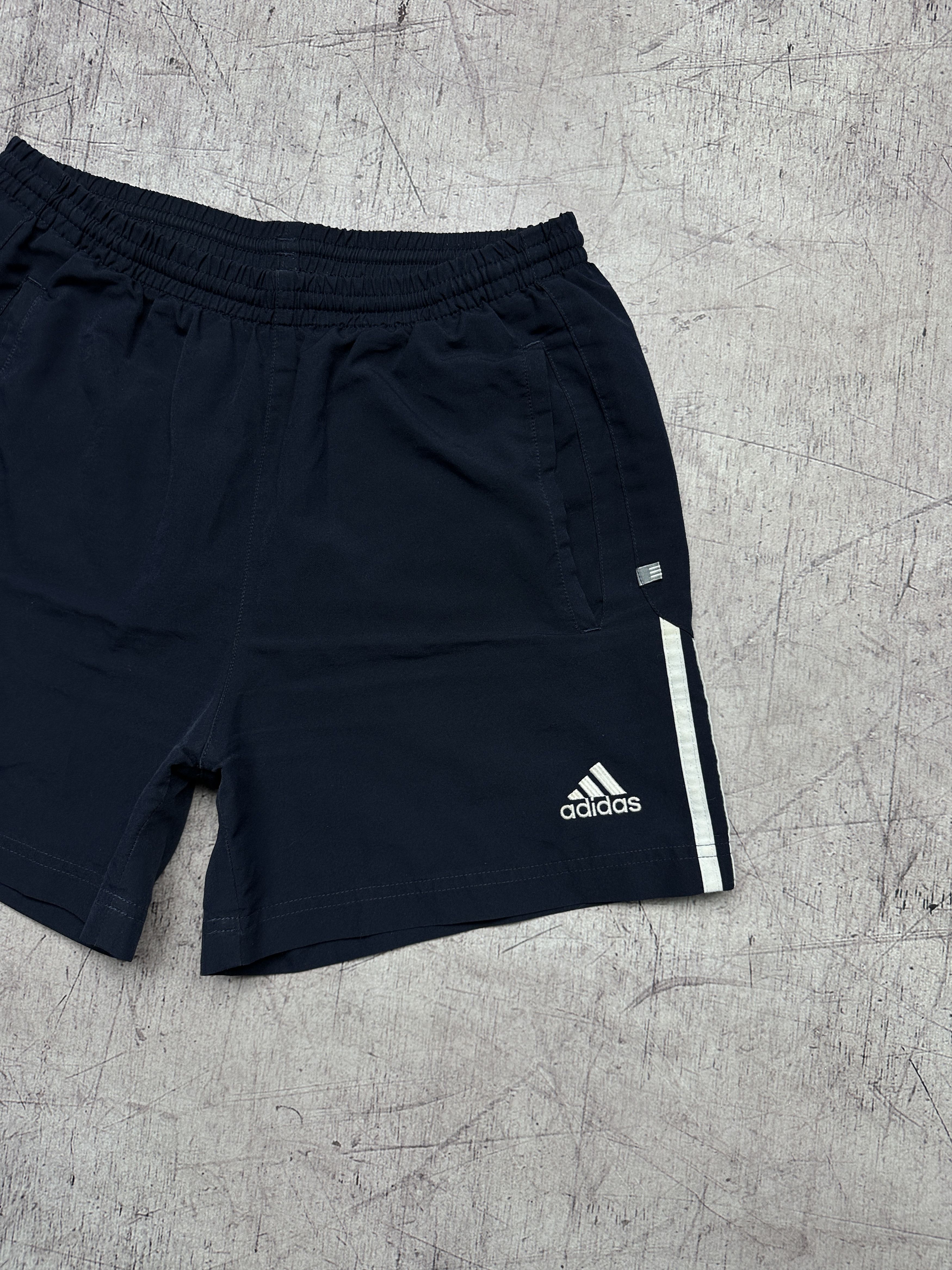 Adidas Adidas Vintage Mens Nylon Shorts Size US 30 / EU 46 - 2 Thumbnail