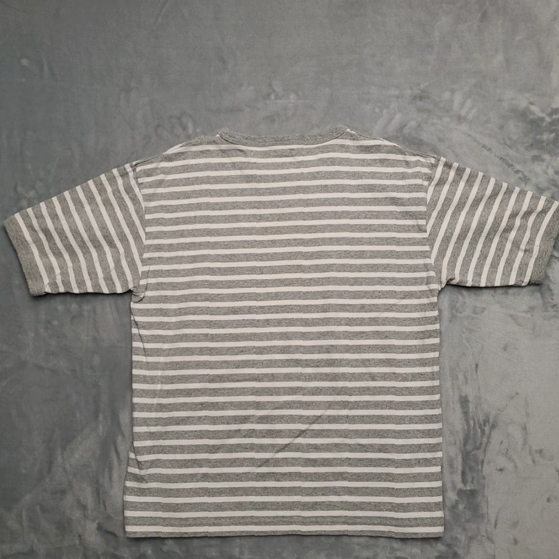 Champion VINTAGE Champion Shirt Mens Medium Gray Striped Embroidered Spellout Cotton Crewneck TEE Size US M / EU 48-50 / 2 - 7 Thumbnail