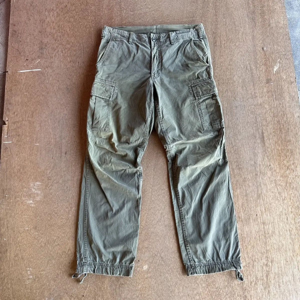 Uniqlo UNIQLO Utility Tactical Japanese Multi Cargo Pants Size M Size US 32 / EU 48 - 3 Thumbnail