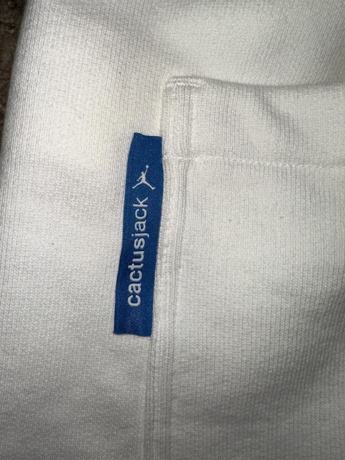Designer Air Jordan Fragment Travis Scott Fleece White Shorts Sample Size US 30 / EU 46 - 10 Thumbnail