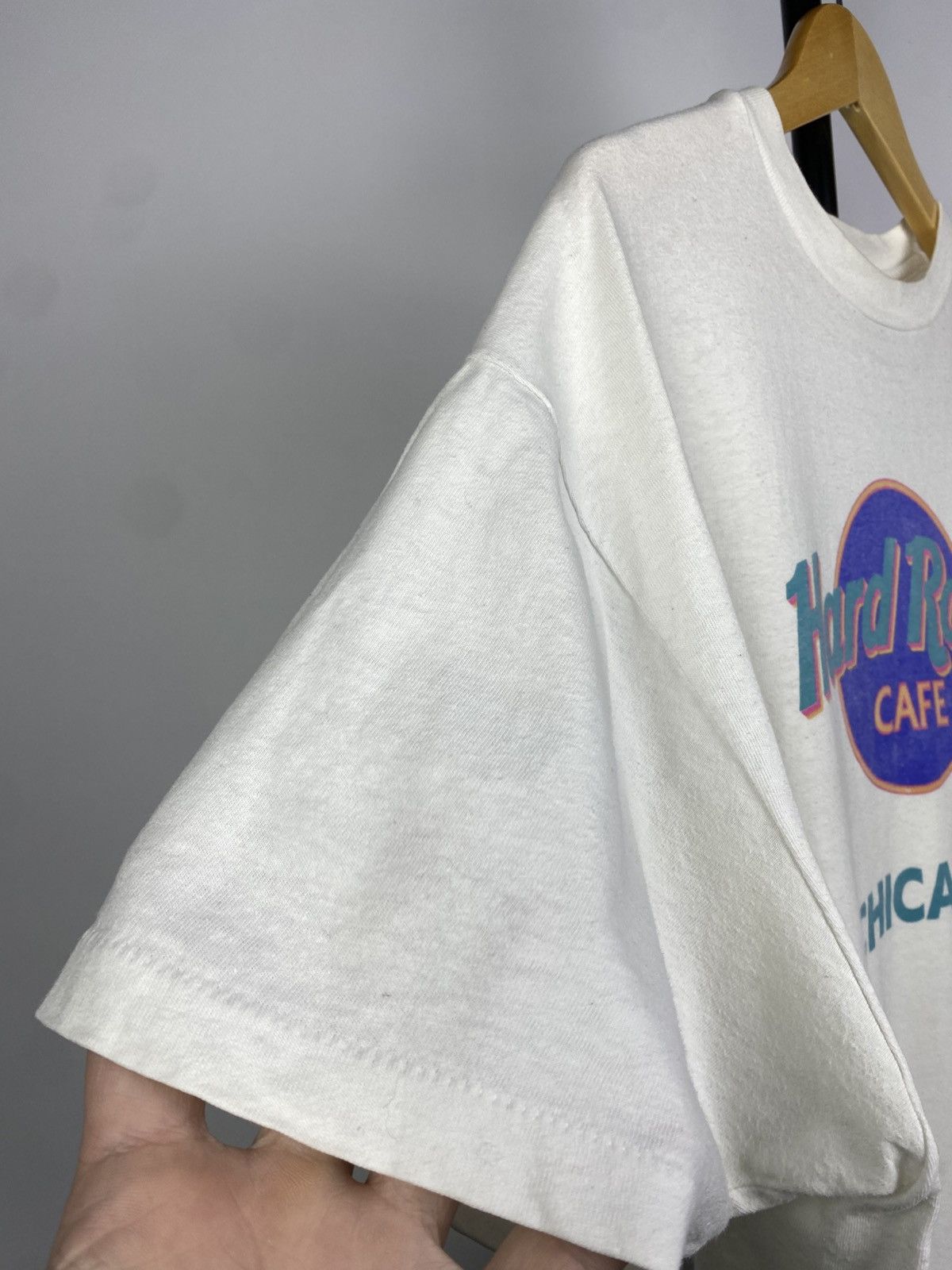 Hard Rock Cafe × Vintage Vintage 90s Hard Rock Cafe Chicago T-Shirt Size US XL / EU 56 / 4 - 3 Thumbnail
