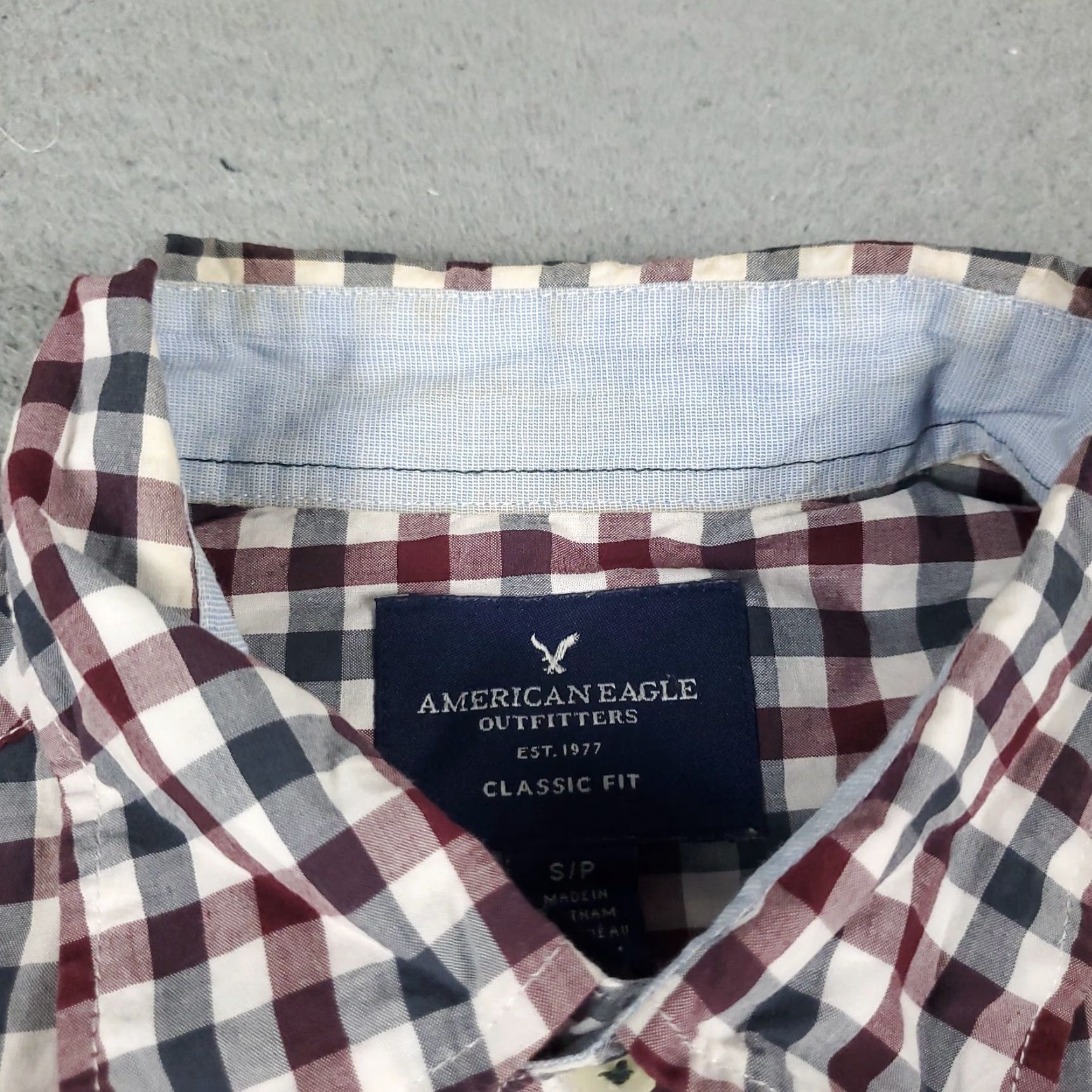 American Eagle Outfitters American Eagle Shirt Casual Button-Up Long Sleeve Mens Small Red Check Size US S / EU 44-46 / 1 - 5 Thumbnail