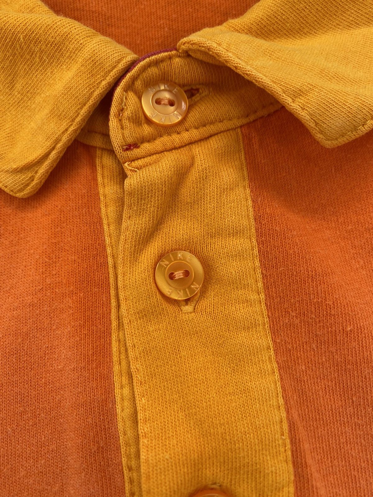 Nike Vintage Y2K Nike Big Logo “ESCAPE THE CITY” Orange Polo Size US L / EU 52-54 / 3 - 13 Thumbnail
