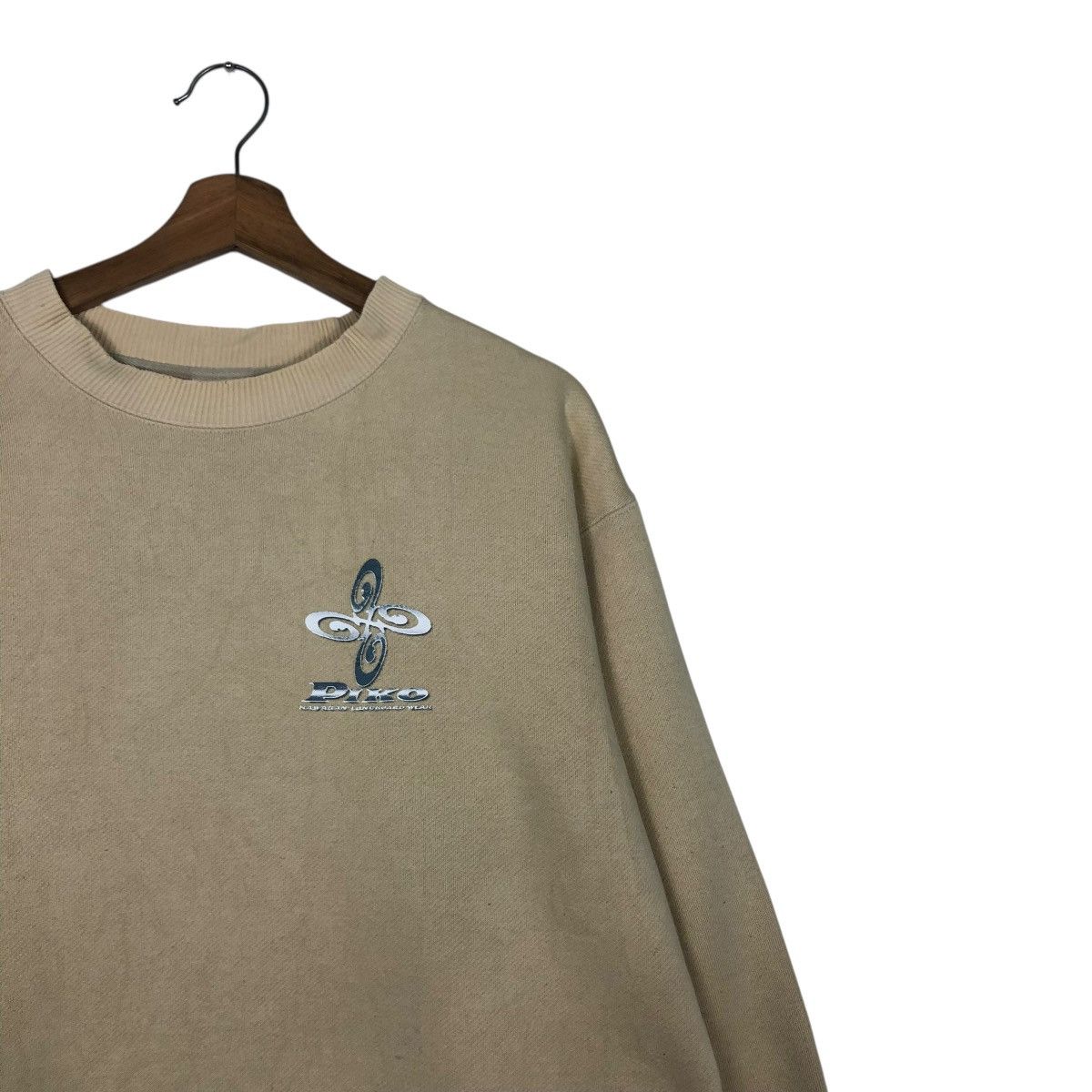 Japanese Brand 🔥VINTAGE SWEATSHIRT CREWNECK HAWAII PIKO BIG LOGO Size US L / EU 52-54 / 3 - 8 Thumbnail
