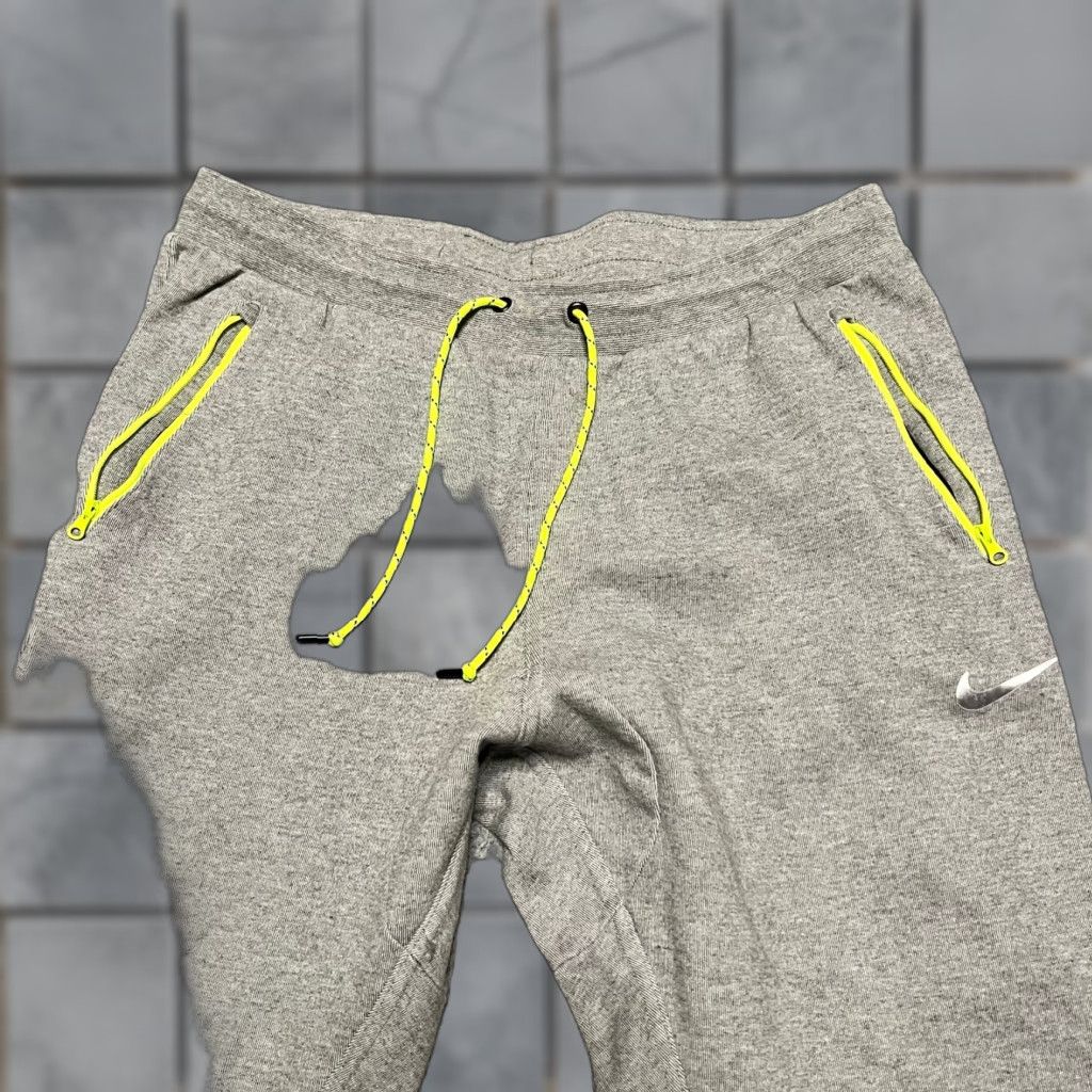 Nike Nike Sweatpants Jogger Pants Mens XL Gray Fleece Cuffed Advance 15 Conversion Size US 36 / EU 52 - 1 Thumbnail