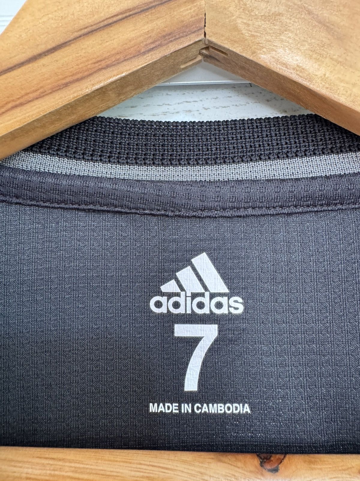 Adidas Bayern Munich 2021-2022 Away Player Issue Soccer Jersey Kit Size US L / EU 52-54 / 3 - 16 Thumbnail
