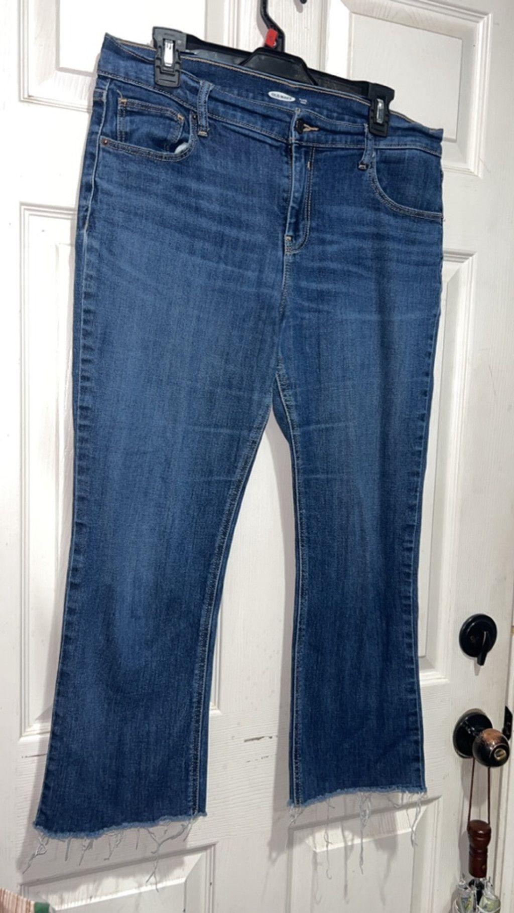 Old Navy Women's Old Navy Blue Flare Ankle Jeans Size 12 Size 34" / US 12 / IT 48 - 1 Thumbnail