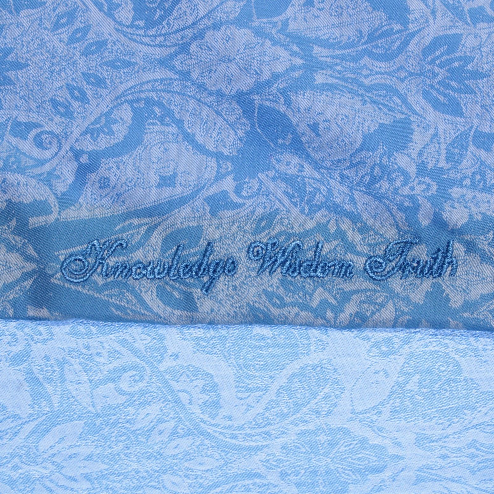 Robert Graham Robert Graham New with tags Shirt Size S US In Blue Size US S / EU 44-46 / 1 - 6 Thumbnail