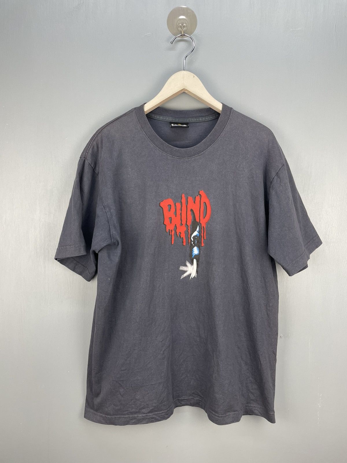 Blind Skateboards Vintage 90s Blind Skateboards t shirt Size US L / EU 52-54 / 3 - 1 Thumbnail
