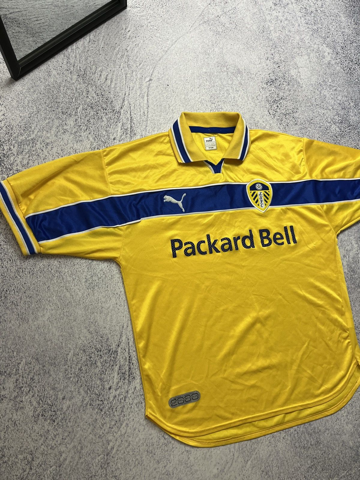 Puma × Vintage Leeds United Vintage 1999 2000 Puma Soccer Third Jersey Size US L / EU 52-54 / 3 - 5 Thumbnail