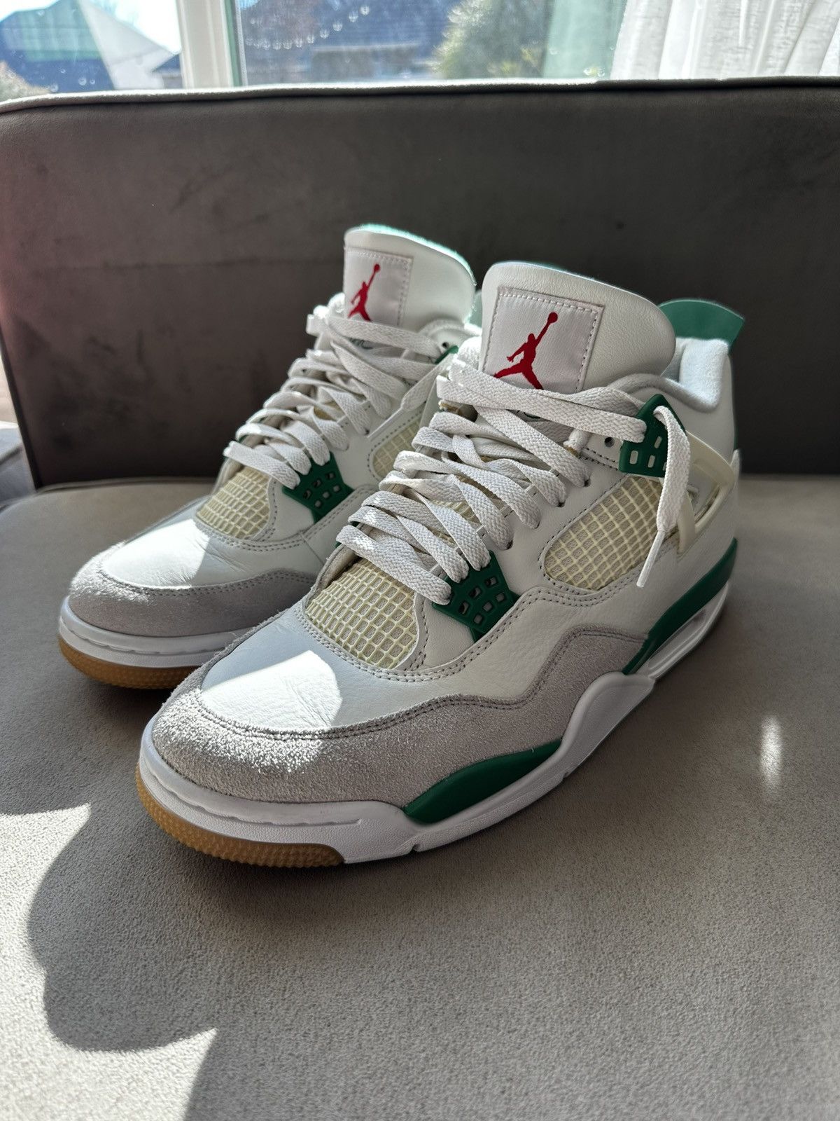 Jordan Brand Jordan 4 SB Pine Green Size US 10.5 / EU 43-44 - 2 Thumbnail