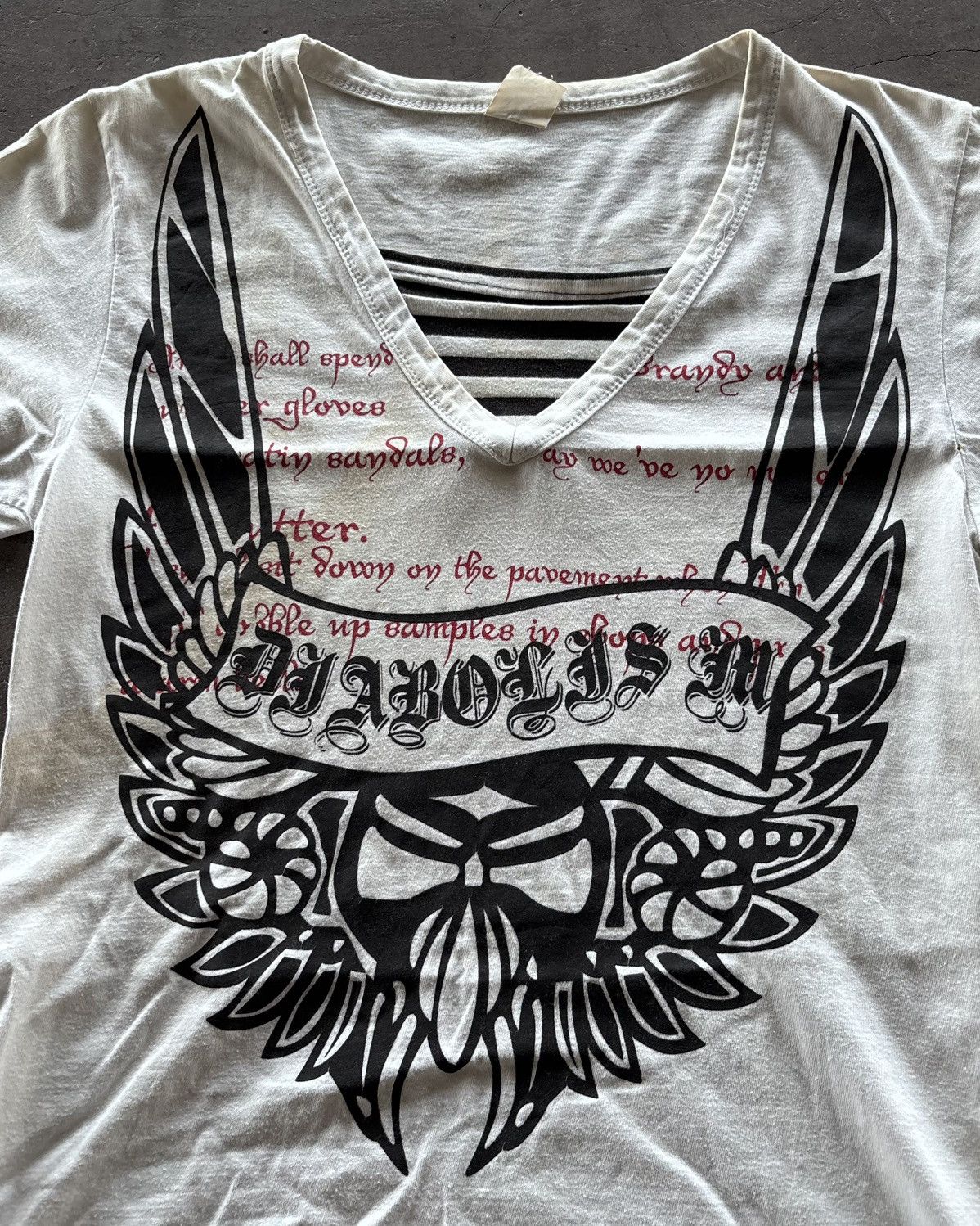 Le Grande Bleu (L.G.B.) Y2k Angels Wings Vneck Shirt Size US M / EU 48-50 / 2 - 2 Thumbnail