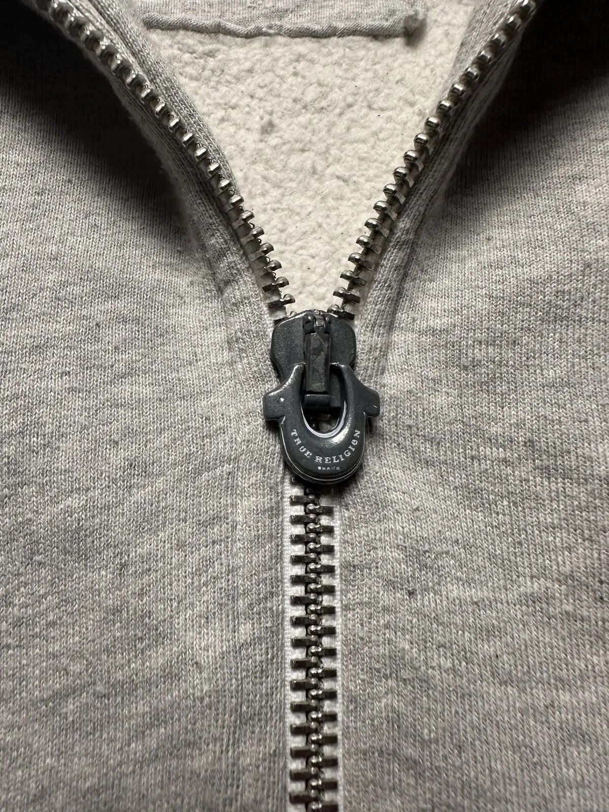 True Religion Vintage True Religion zip hoodie big central logo rare L Size US L / EU 52-54 / 3 - 4 Thumbnail
