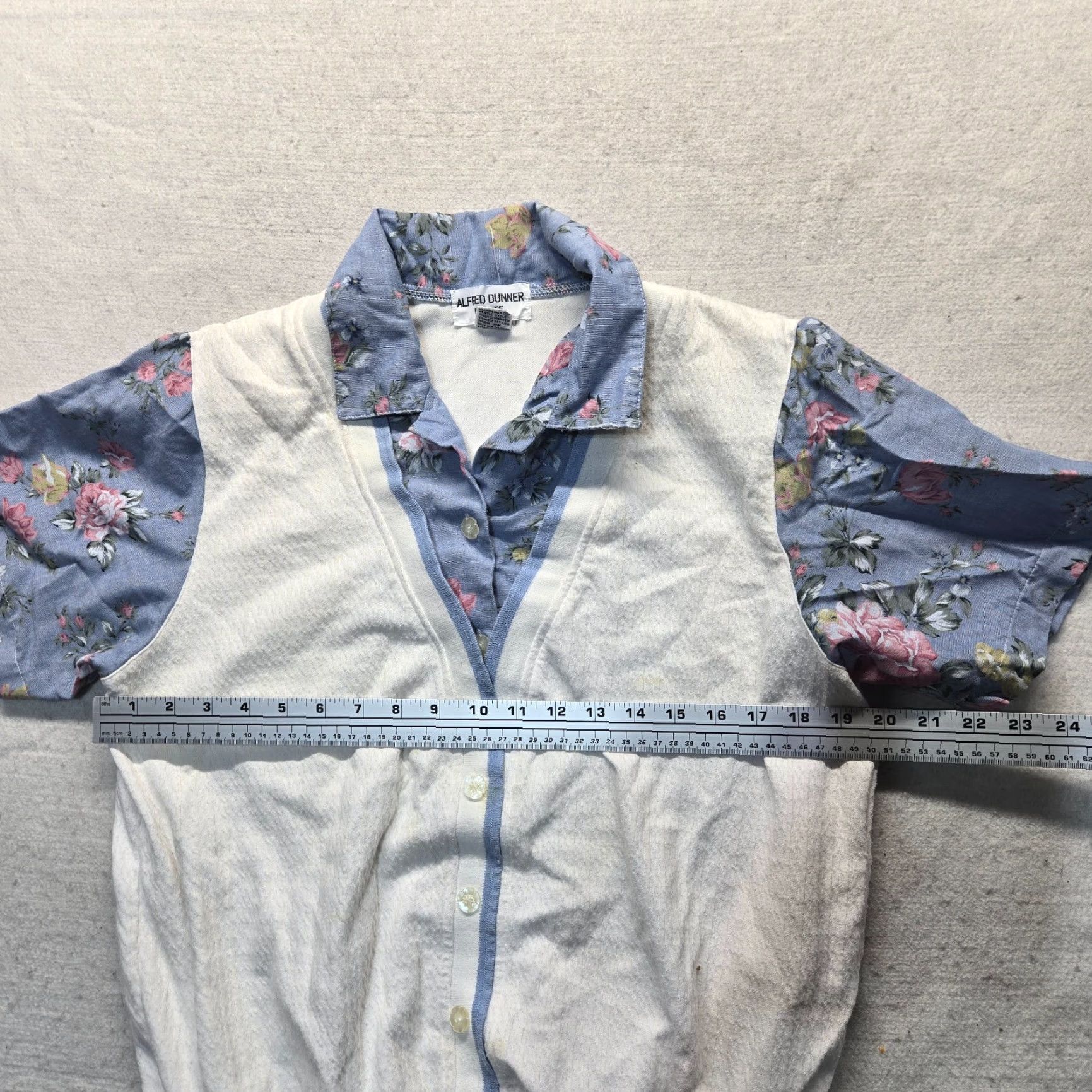 Vintage Alfred Dunner Short Sleeve Shirt Women PL White Floral Crochet Embroidered Crew Neck Sweater Top 55% Ramie 45% Cotton Knit Vintage? (No, not vintage) Size L / US 10 / IT 46 - 4 Thumbnail