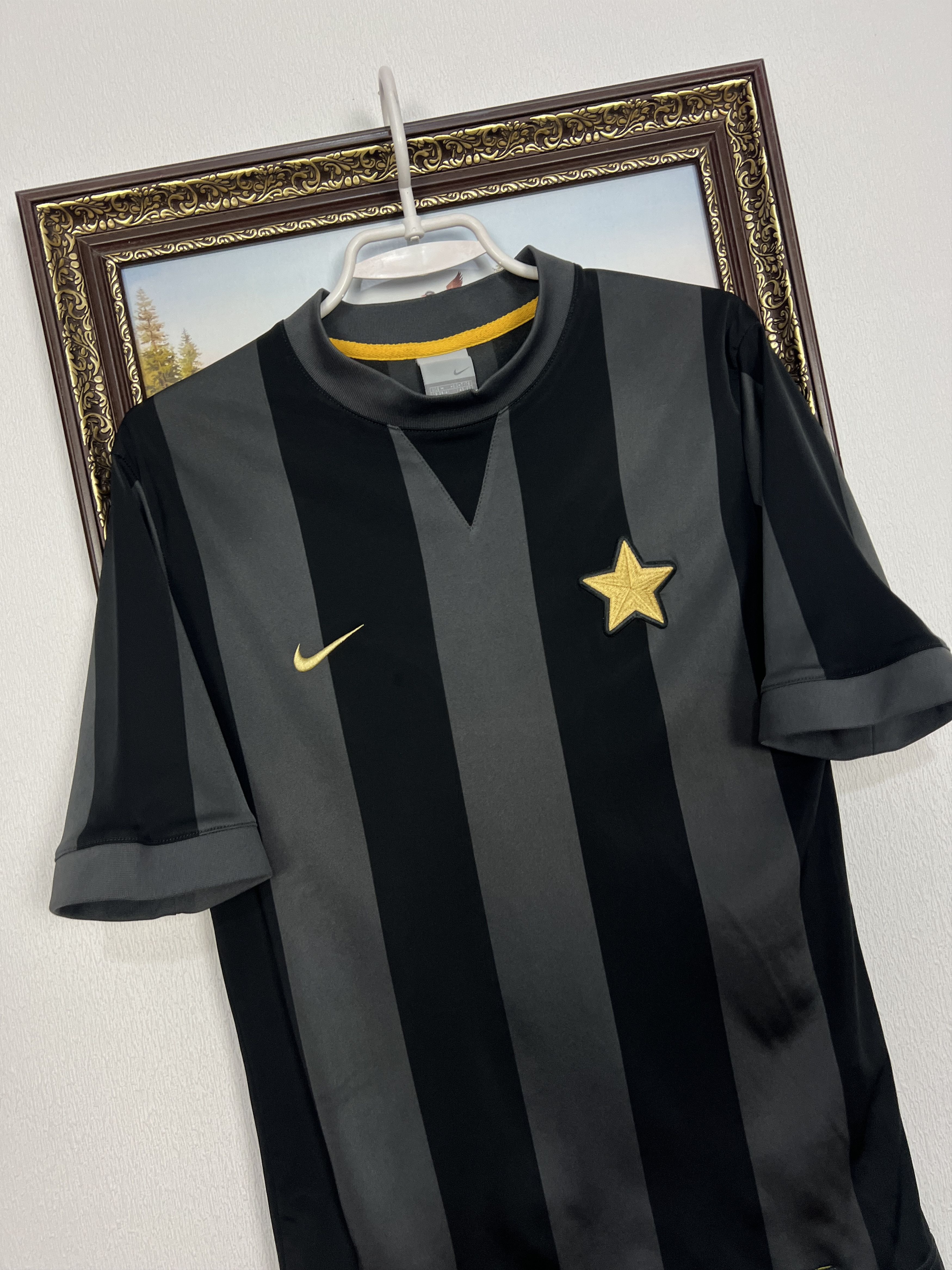 Nike Inter Milan Retro Football Shirt Soccer Maglia Jersey Size US M / EU 48-50 / 2 - 3 Thumbnail