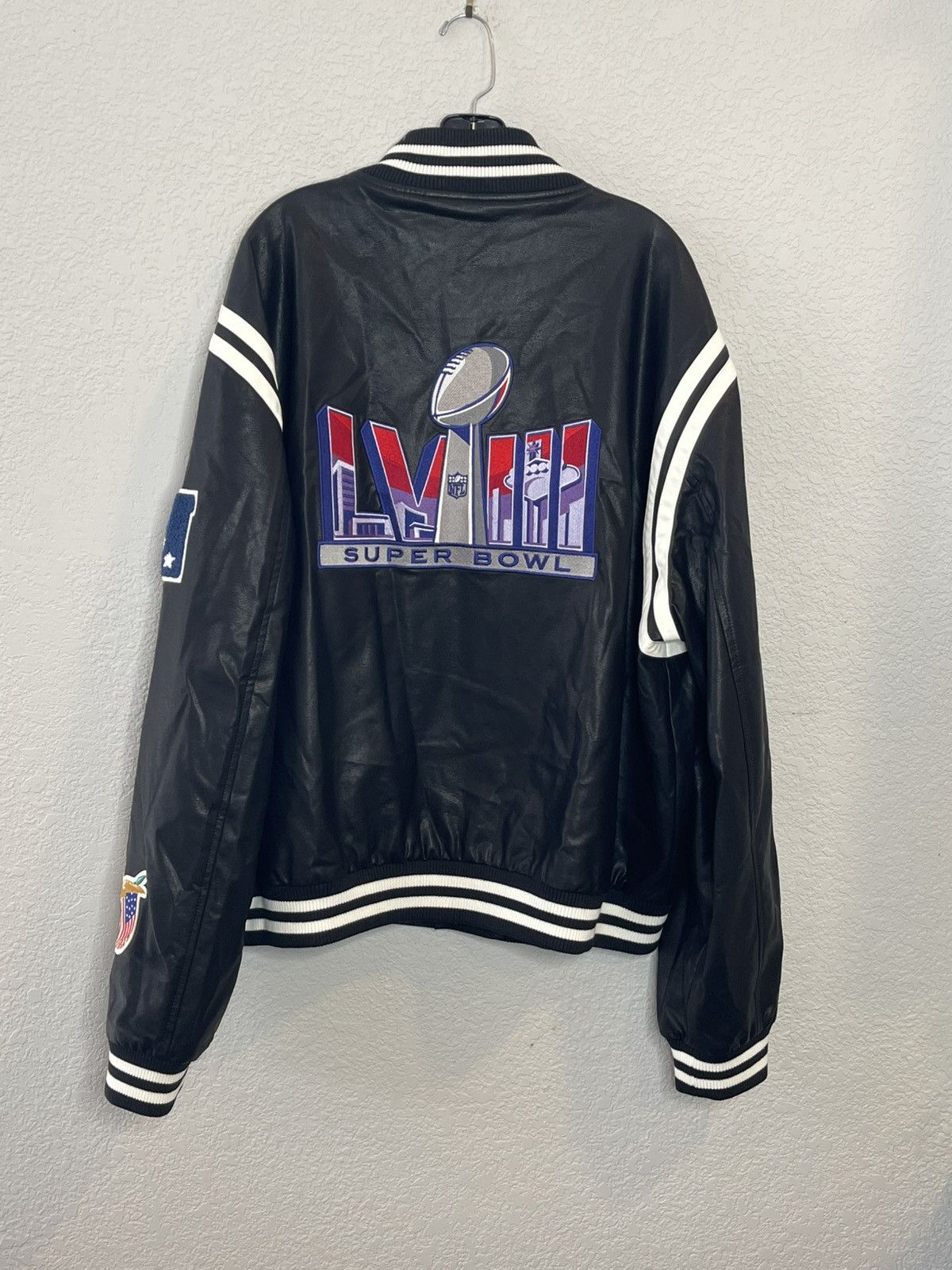 The Unbranded Brand Super Bowl LVIII NFL Embroidered Unbranded Faux Jacket VGC Size US XXL / EU 58 / 5 - 3 Thumbnail