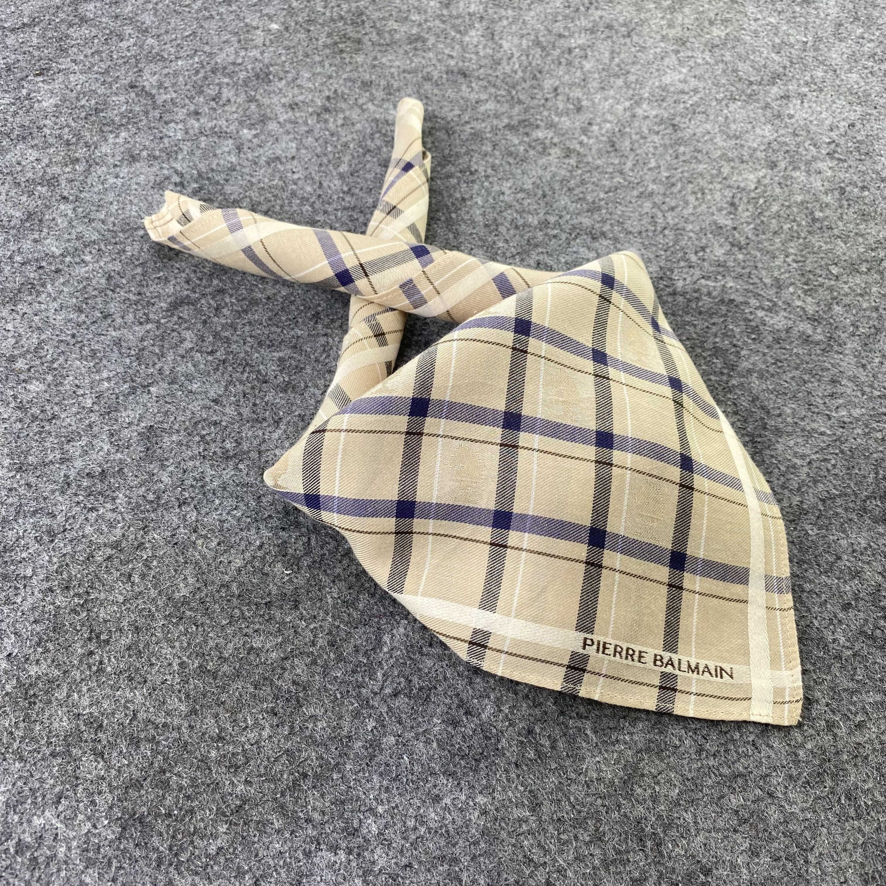 Pierre Balmain Pierre Balmain Handkerchief / Bandana / Neckerchief Size ONE SIZE - 1 Thumbnail
