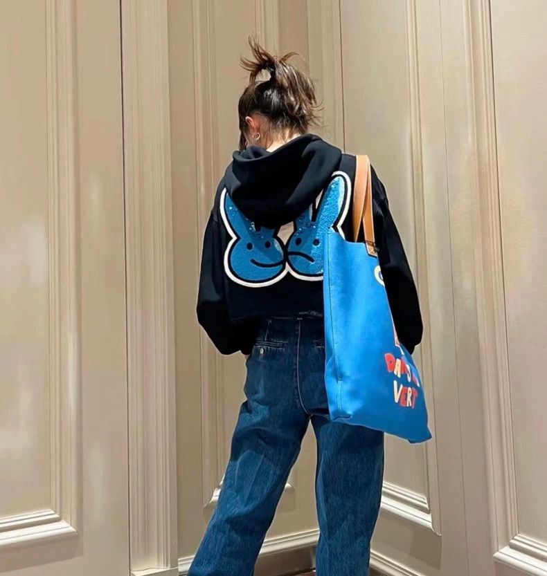 Gucci Gucci 23 black logo rabbit embroidered cotton hooded long-s Size US M / EU 48-50 / 2 - 8 Thumbnail