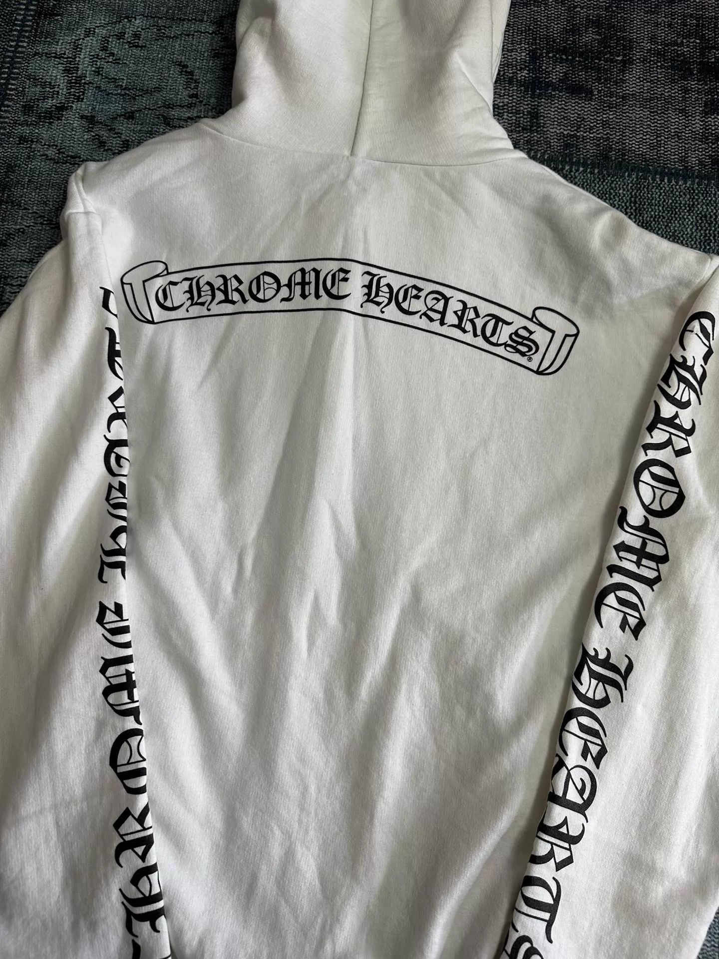 Chrome Hearts Chrome Hearts White Oversize Zip Jacket S Size US S / EU 44-46 / 1 - 5 Thumbnail