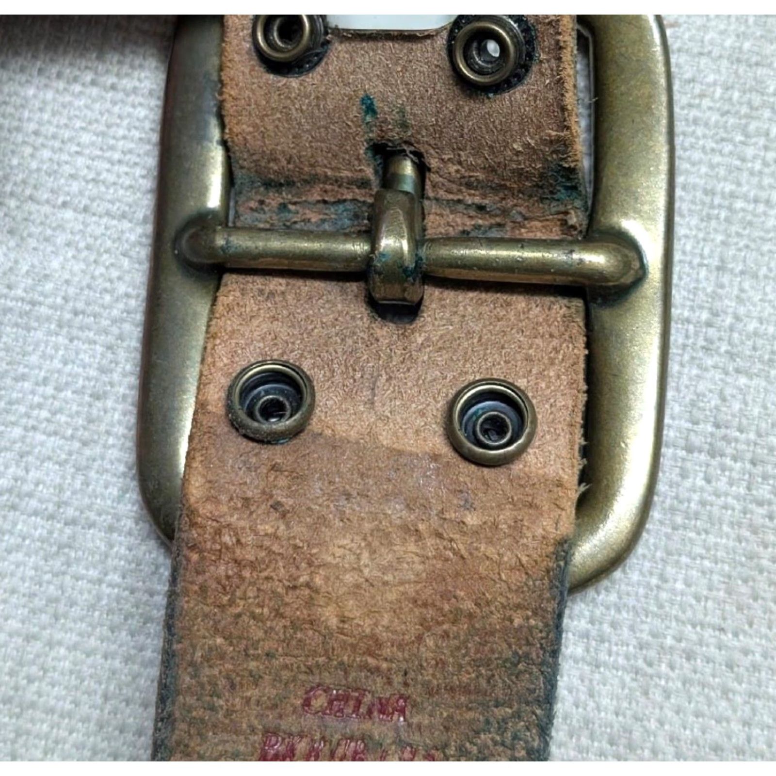 Lucky Brand VINTAGE Lucky Brand belt Western belt Tooled brown 40/41 leather cowhide buckle western Mens belt 1-5/8" width Size 40 - 6 Thumbnail