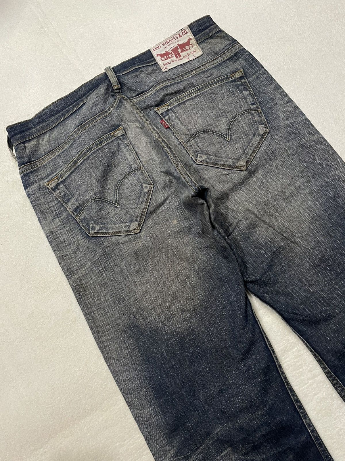 Vintage Levi’Strauss & Co. Distress Faded Mudwash Jeans