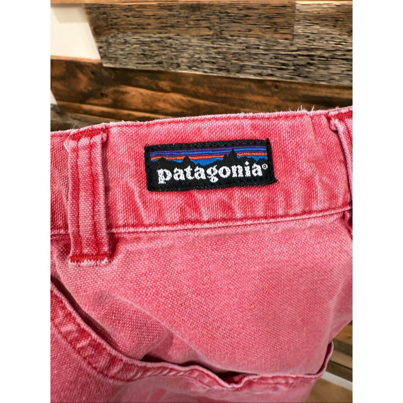 Patagonia Patagonia red distressed shorts size 32 Size 32" / US 10 / IT 46 - 3 Thumbnail