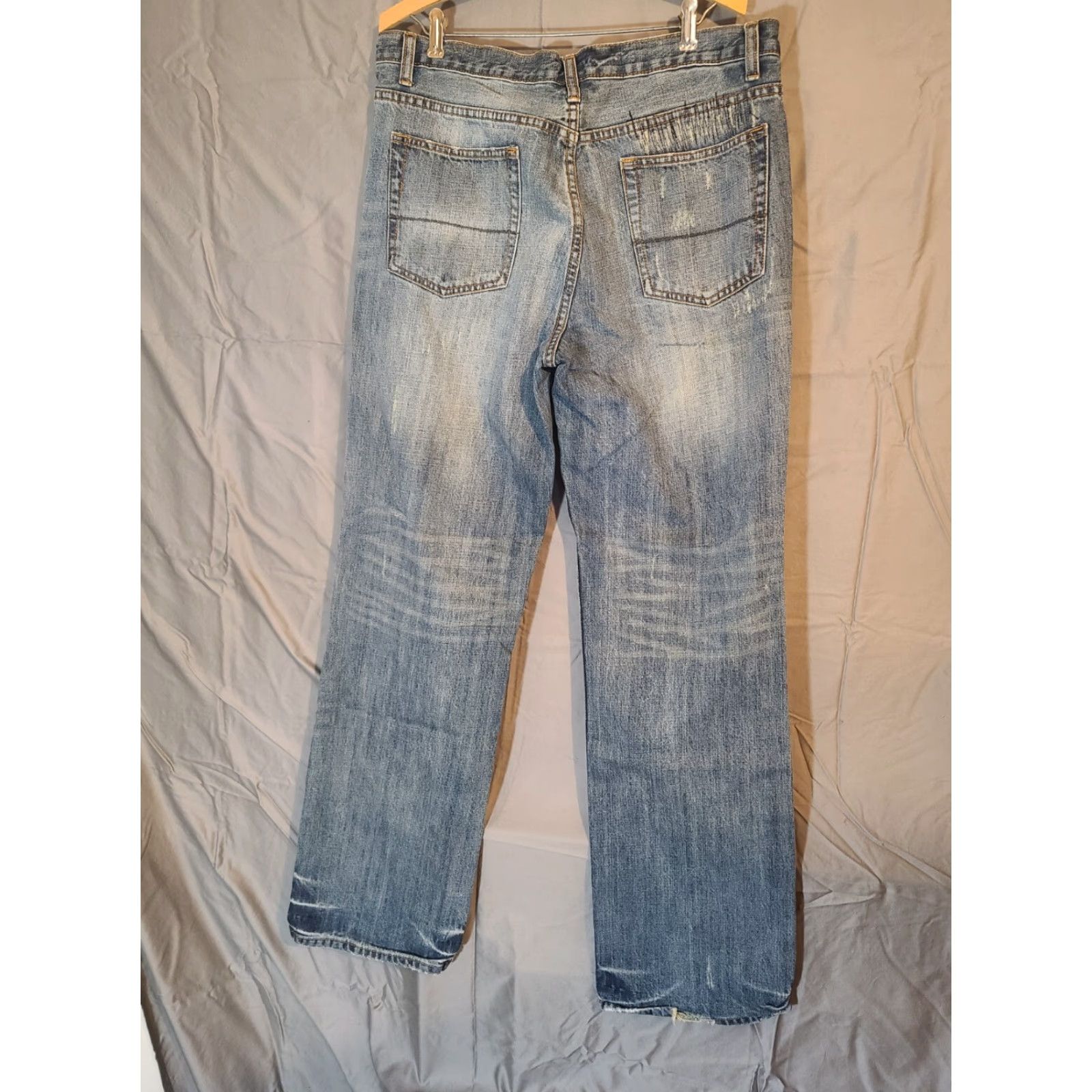 Vintage Industrial Exchange Jeans Loose Fit 36x34 100% Cotton Blue Distressed Holes 5-Pocket Mid Rise Mens Straight Denim Jeans Size US 36 / EU 52 - 5 Thumbnail