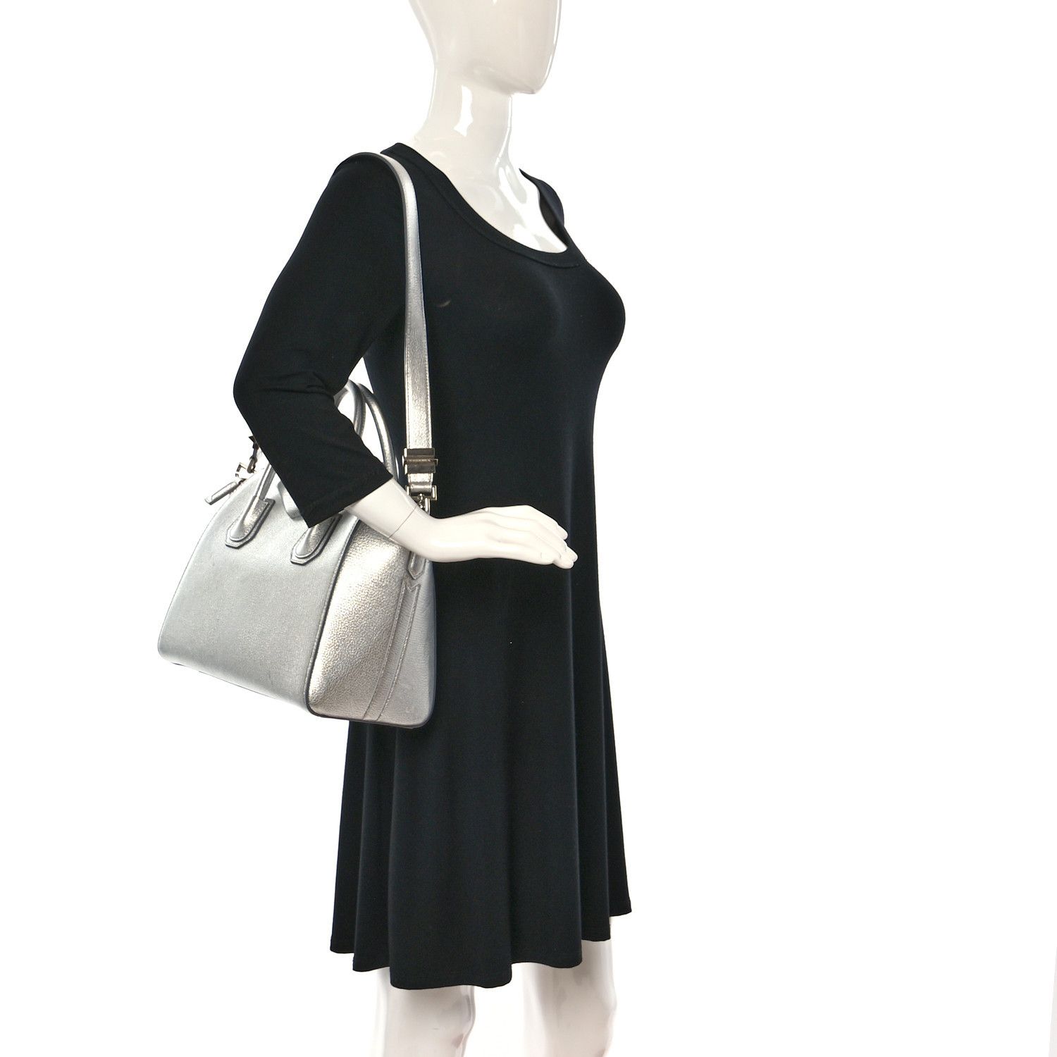 Givenchy o1srvl11e0824 Size: OS / Metallic Sugar Small Antigona Bag Size ONE SIZE - 2 Thumbnail