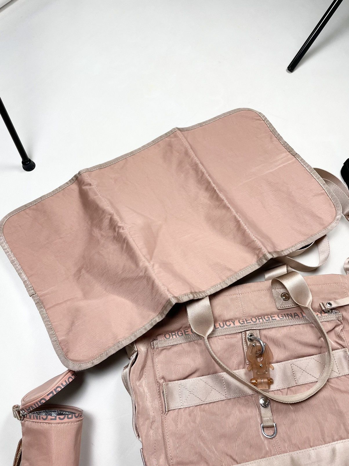 Japanese Brand George Gina & Lucy Little Styler Pink Alyx Carabiner Bag GGL Size ONE SIZE - 19 Thumbnail