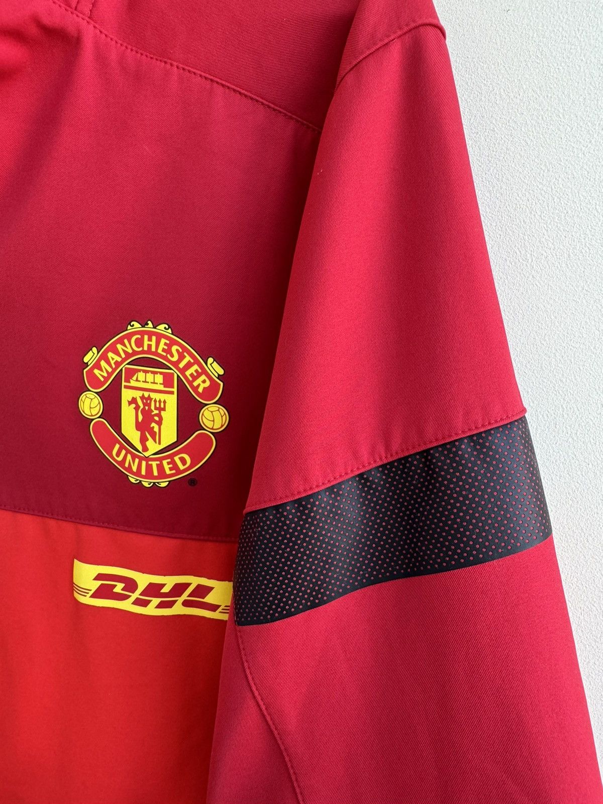 Vintage Manchester United training jacket vintage L XL red black Size US XL / EU 56 / 4 - 9 Thumbnail