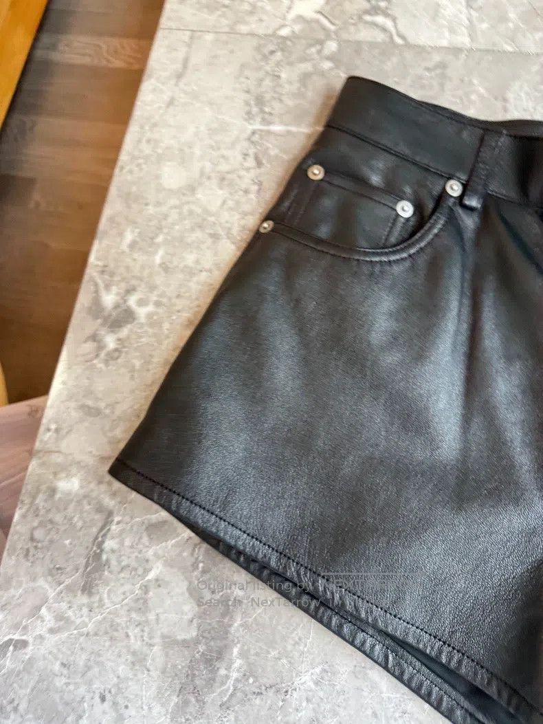 Saint Laurent Paris Saint Laurent Paris Leather Shorts Size 35" - 4 Thumbnail