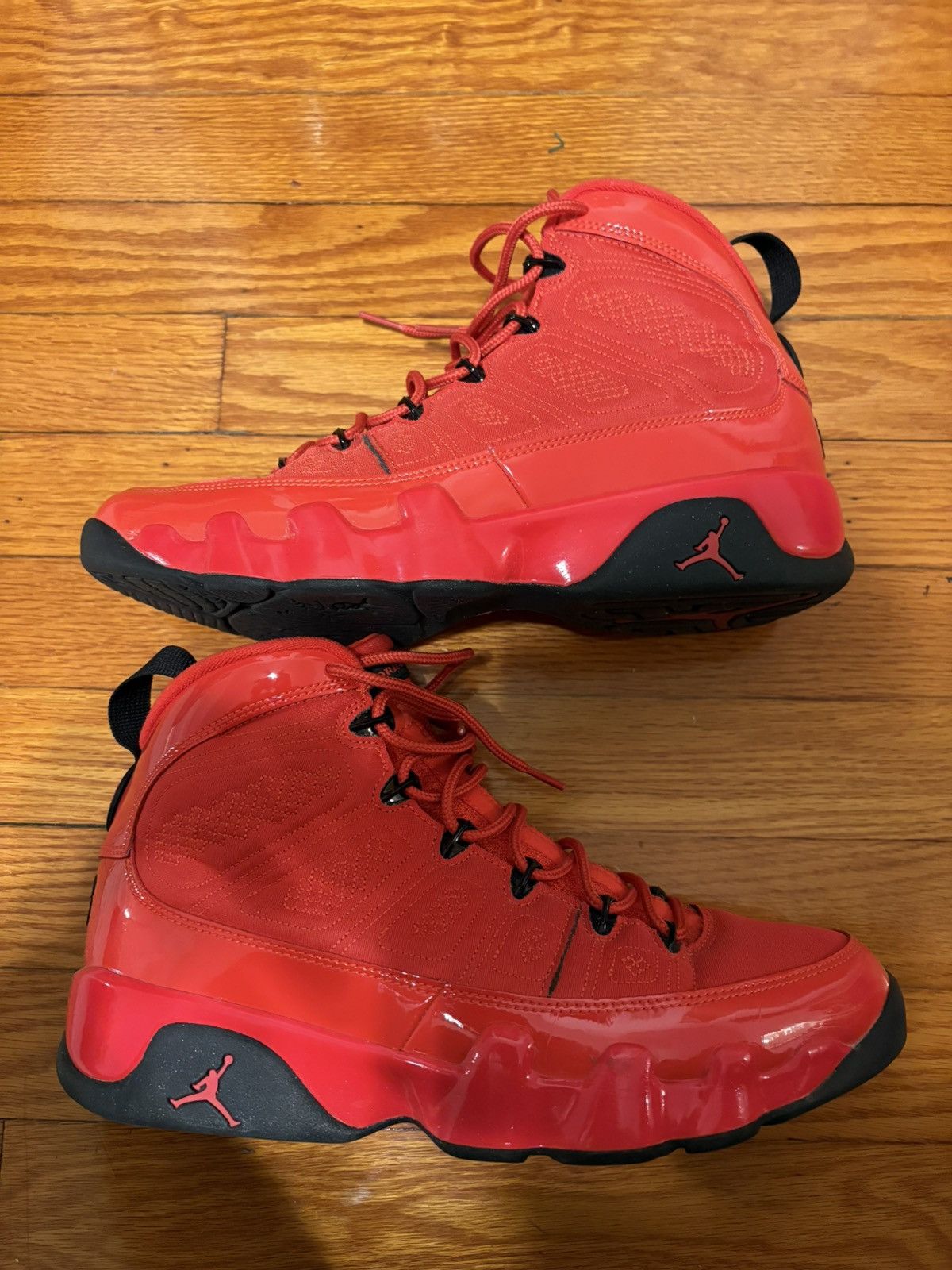 Nike Authentic Jordan 9 Chili Red 2022 size 9 Size US 9 / EU 42 - 3 Thumbnail